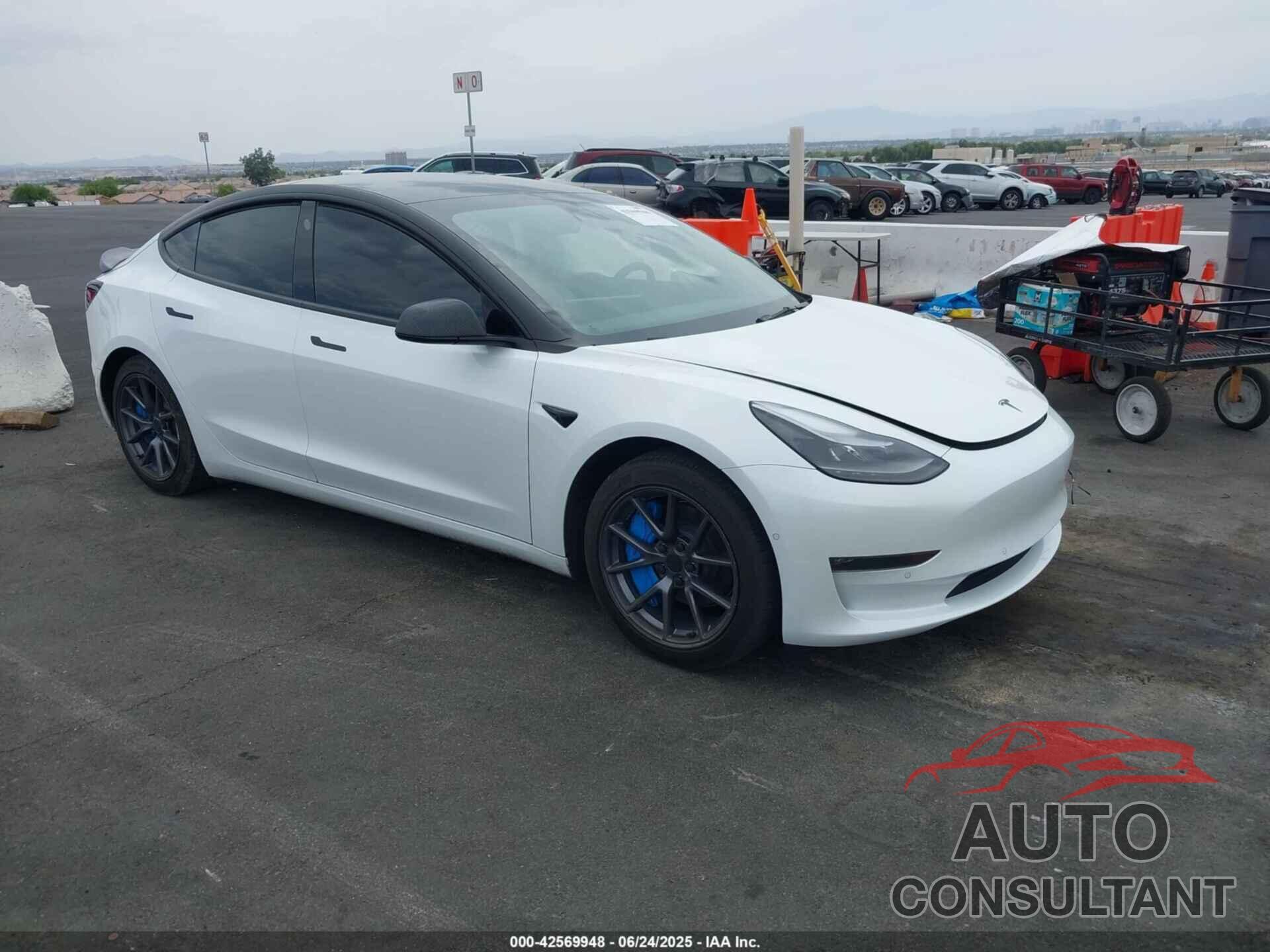 TESLA MODEL 3 2022 - 5YJ3E1EBXNF106687