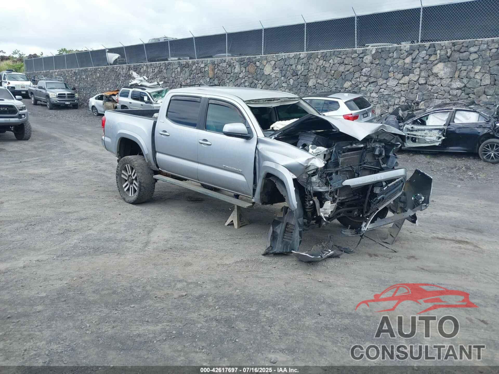 TOYOTA TACOMA 2018 - 3TMCZ5AN0JM124066