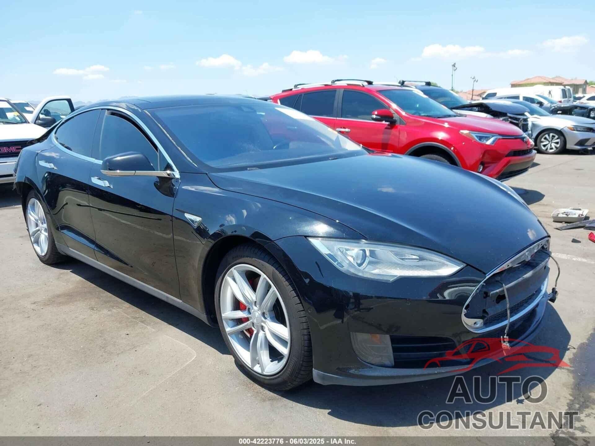 TESLA MODEL S 2015 - 5YJSA1H42FF091611