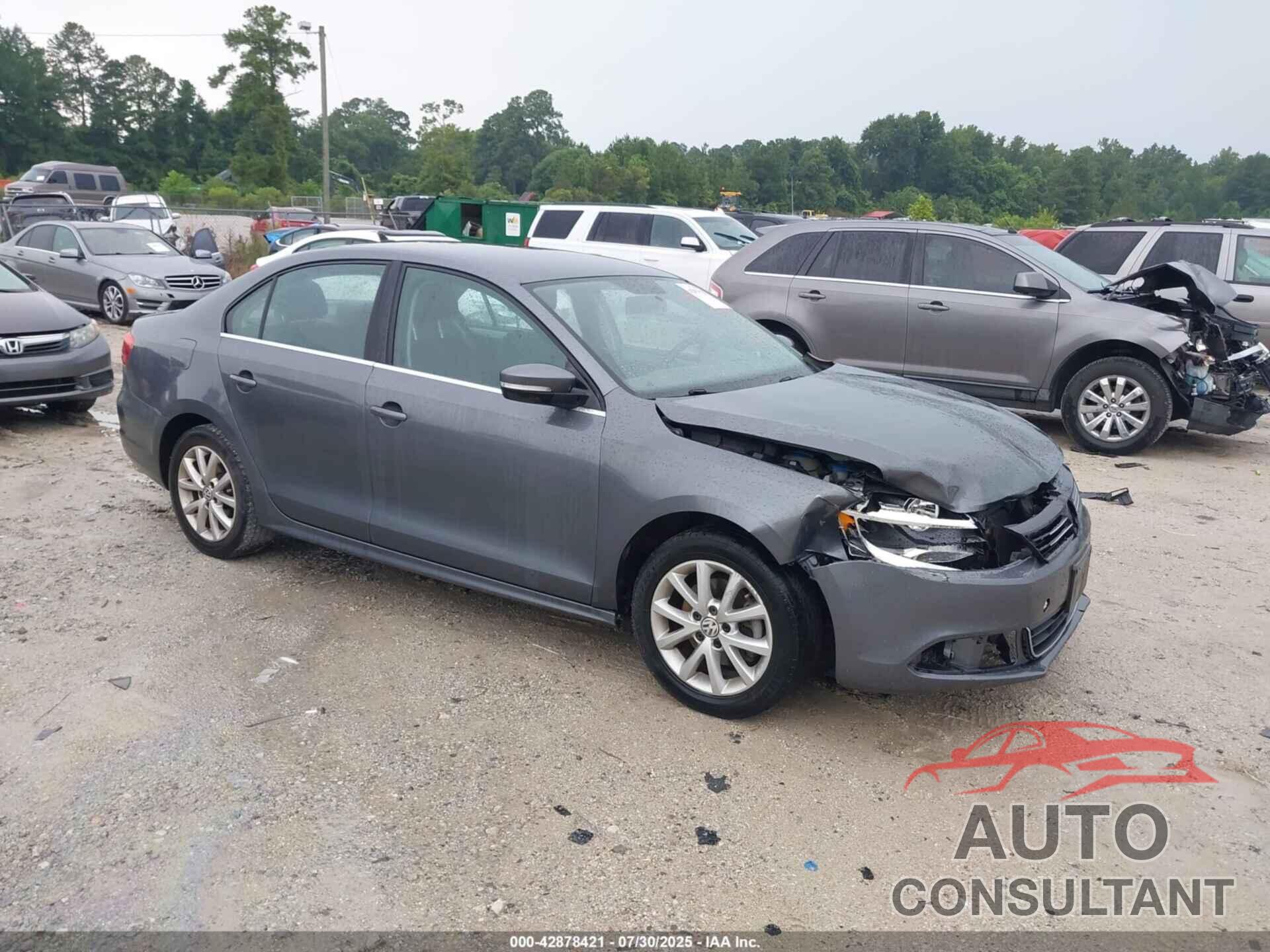 VOLKSWAGEN JETTA 2013 - 3VWDX7AJ2DM392900
