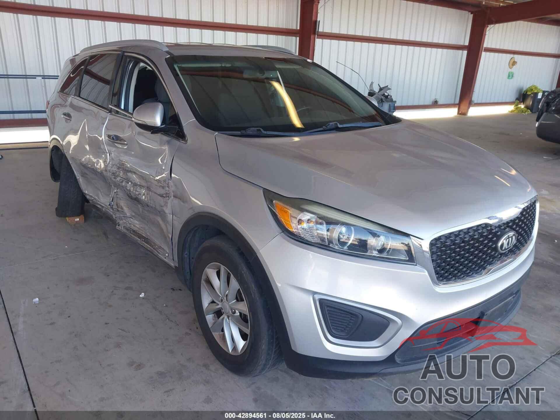 KIA SORENTO 2017 - 5XYPG4A32HG282965