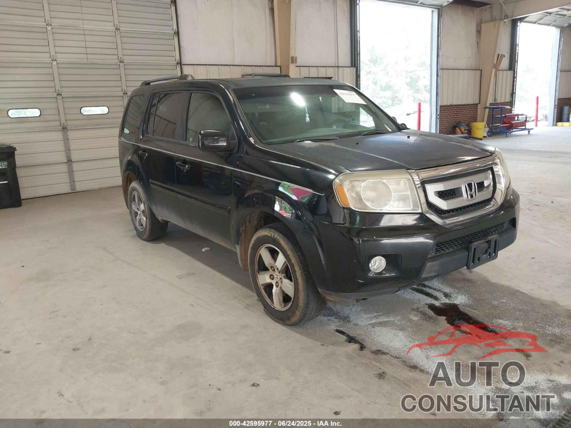 HONDA PILOT 2009 - 5FNYF38609B005919