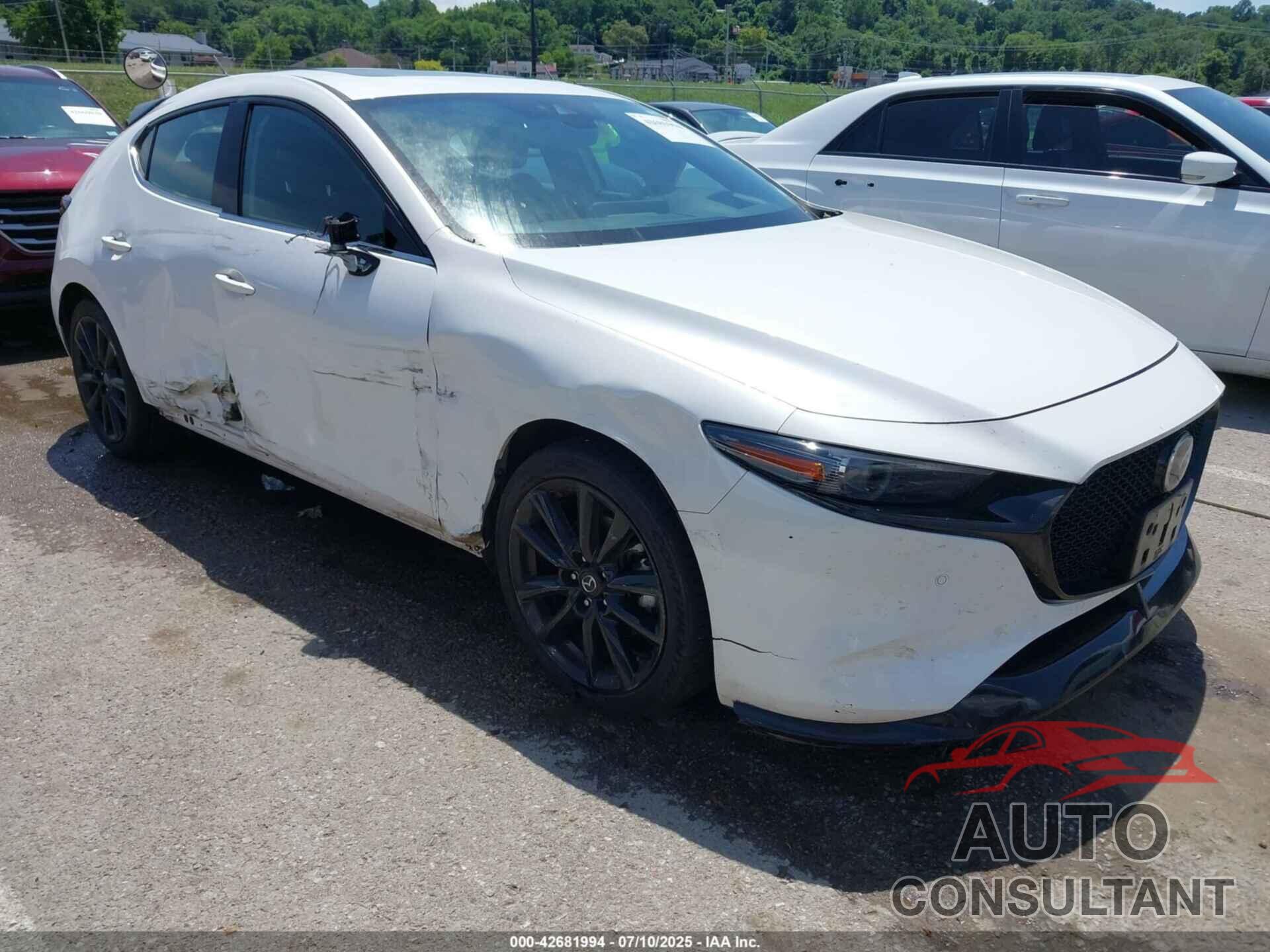 MAZDA MAZDA3 HATCHBACK 2021 - JM1BPBNY0M1402728