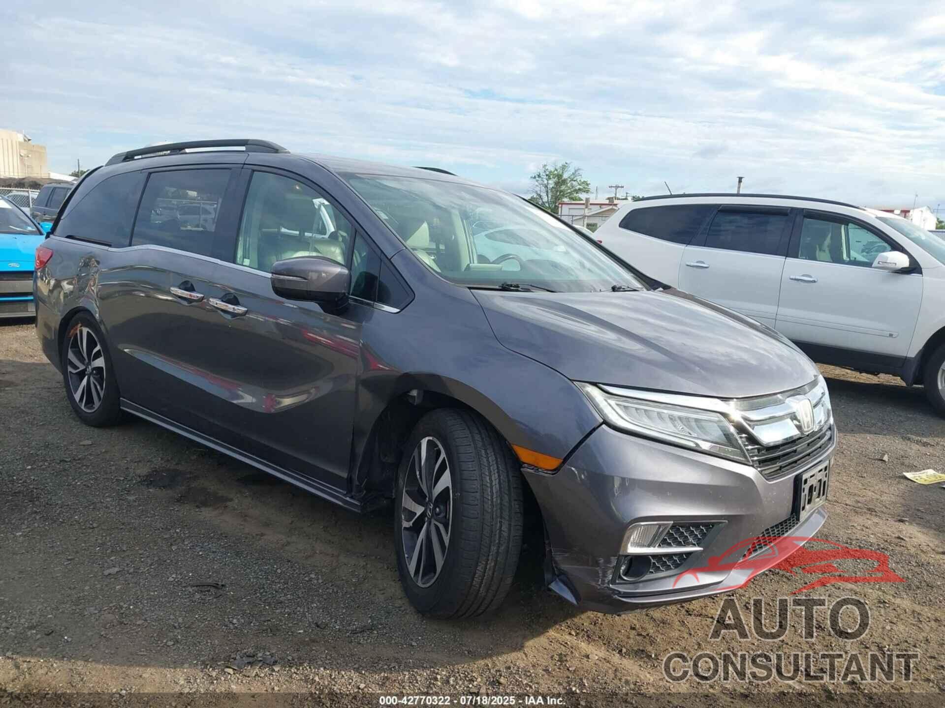 HONDA ODYSSEY 2018 - 5FNRL6H97JB029910