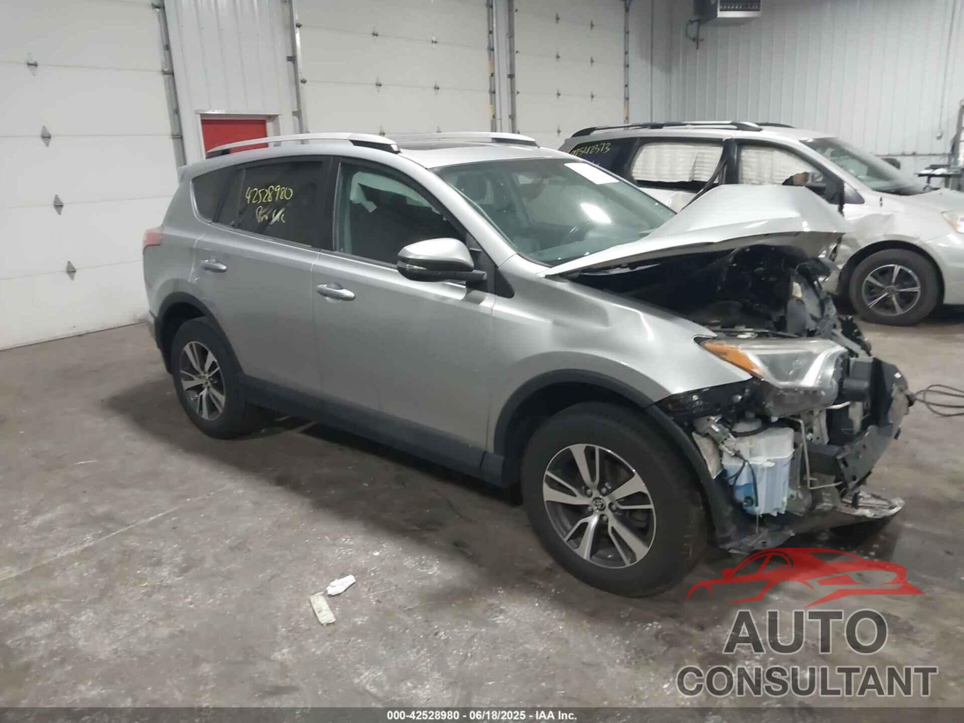 TOYOTA RAV4 2016 - 2T3RFREV2GW468333