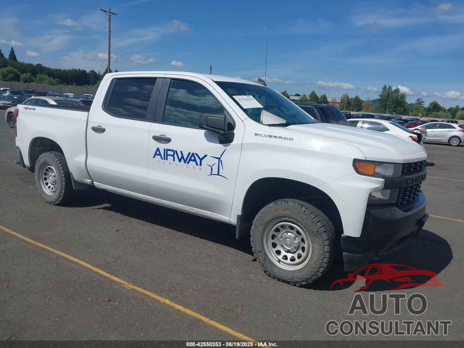 CHEVROLET SILVERADO 1500 2019 - 1GCUYAEF7KZ297599