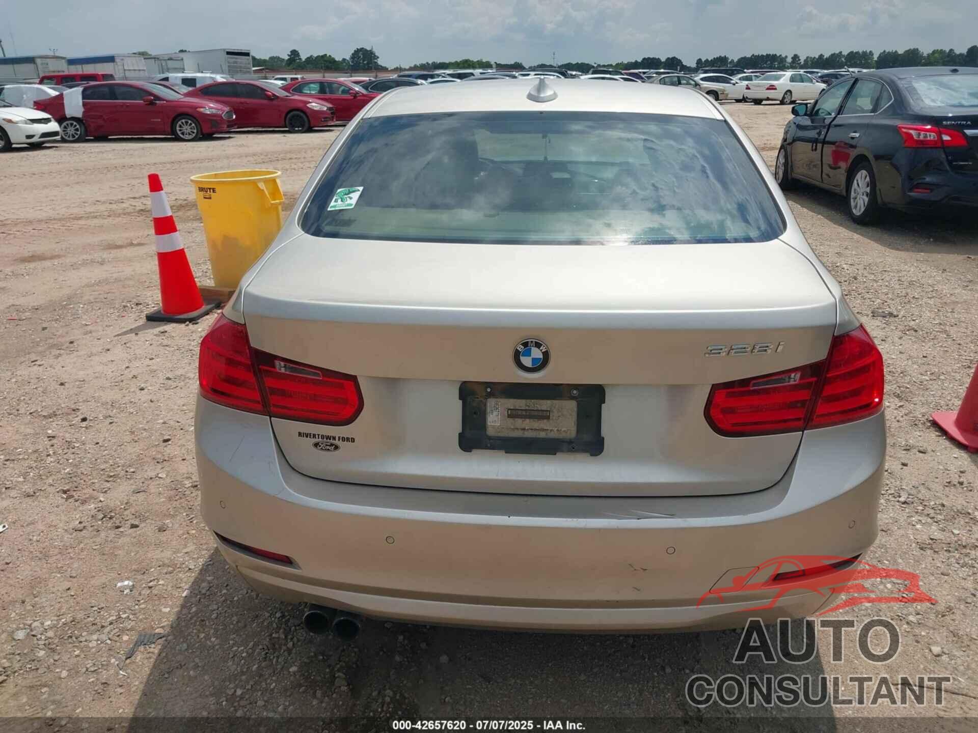 BMW 328 2015 - WBA3A5G5XFNS91401