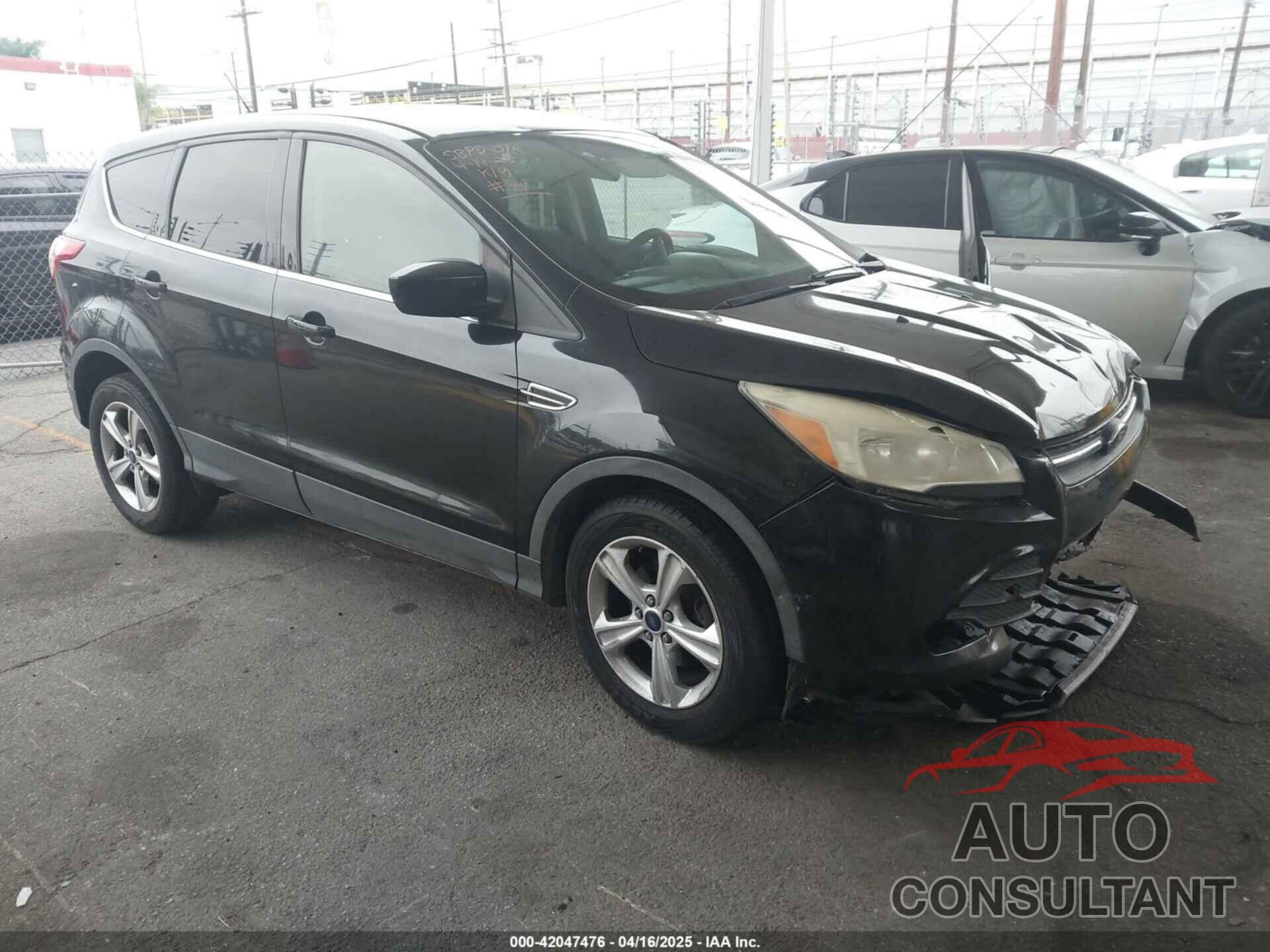 FORD ESCAPE 2015 - 1FMCU0GXXFUC80317