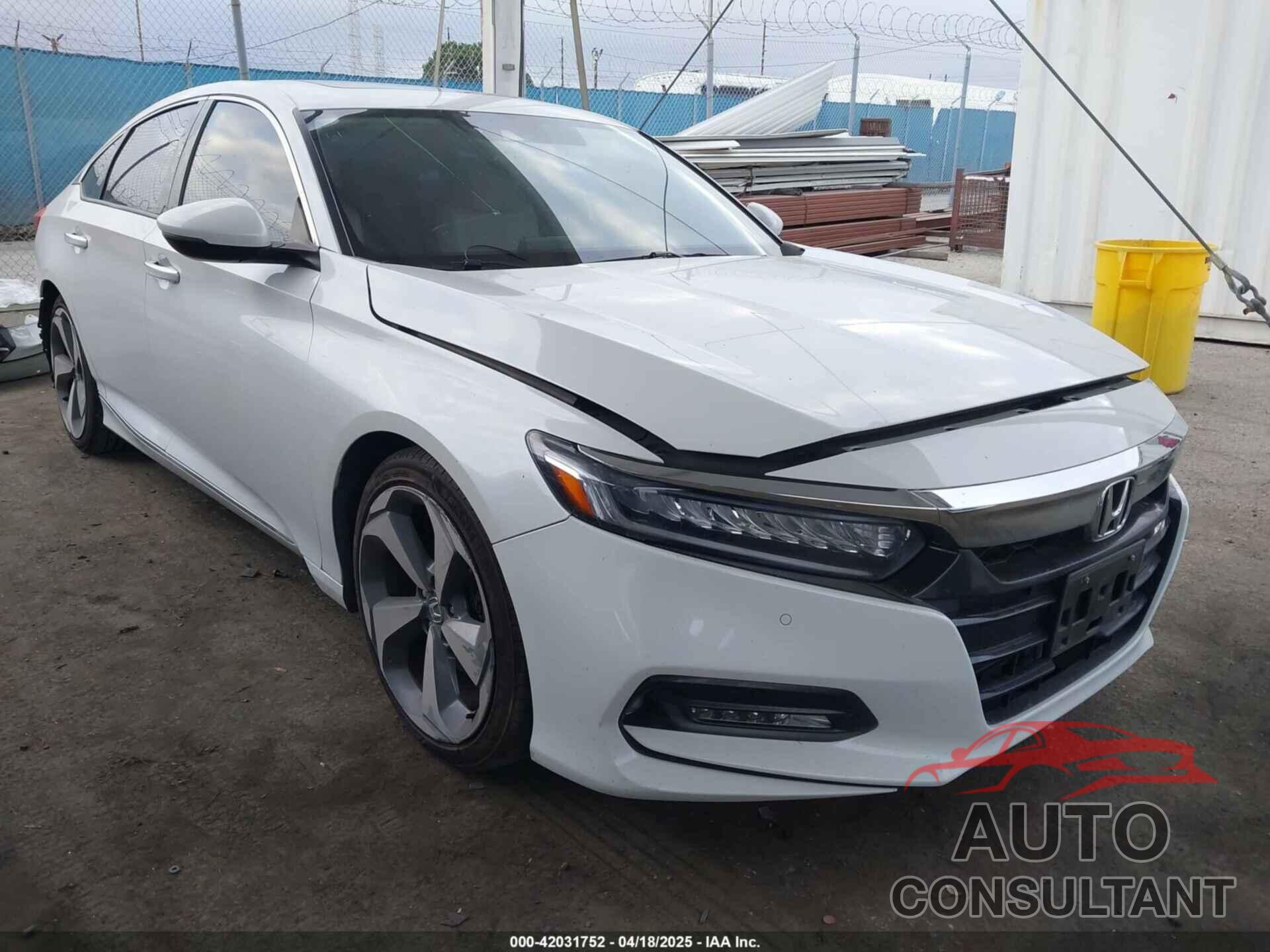 HONDA ACCORD 2018 - 1HGCV1F96JA068391
