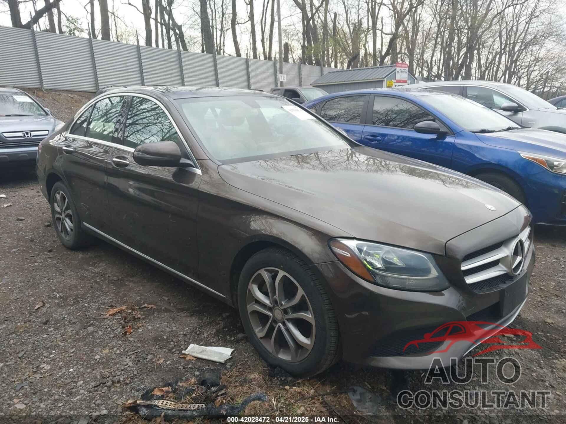 MERCEDES-BENZ C 300 2016 - 55SWF4KB5GU162876