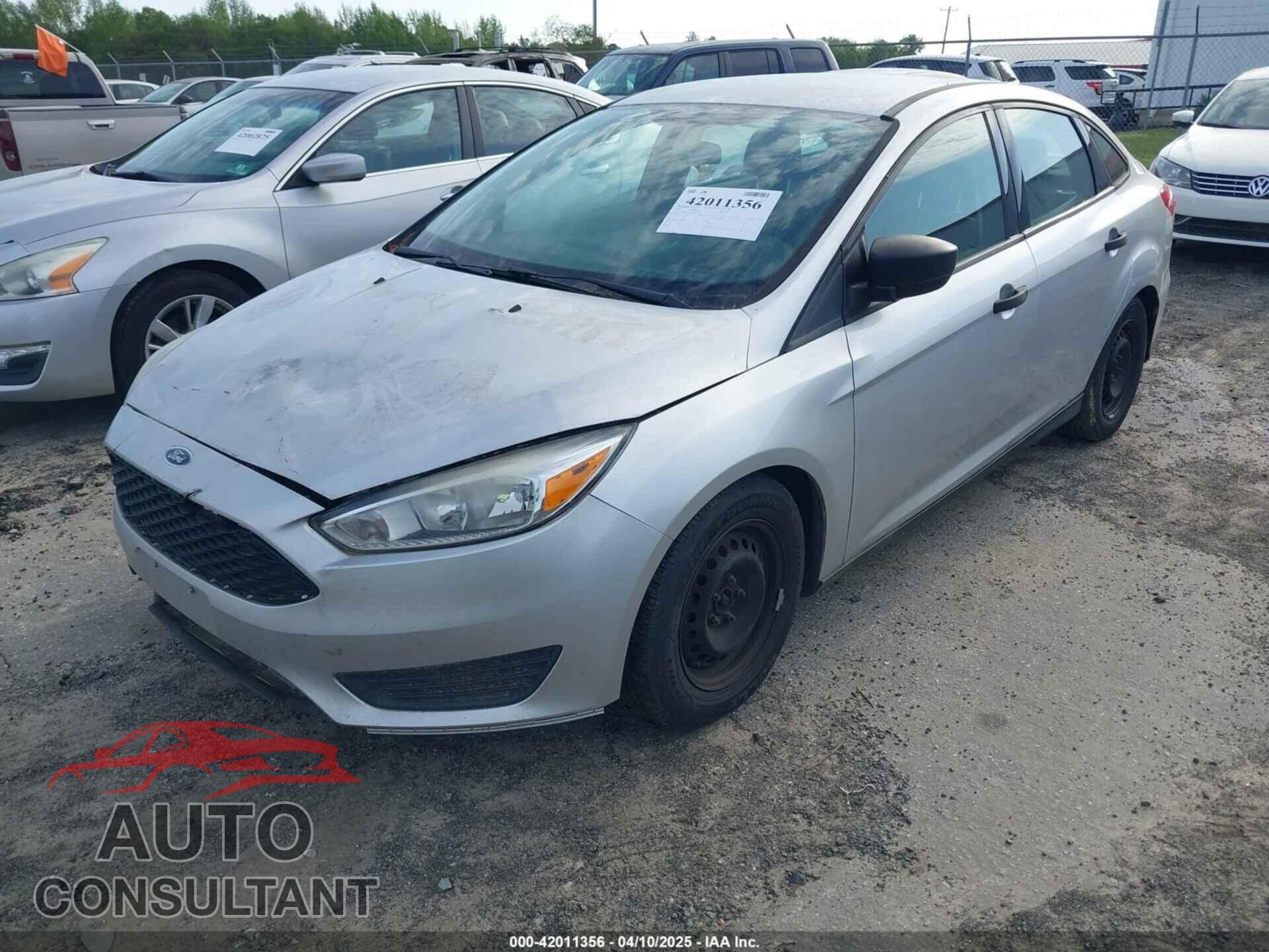 FORD FOCUS 2016 - 1FADP3E27GL201577