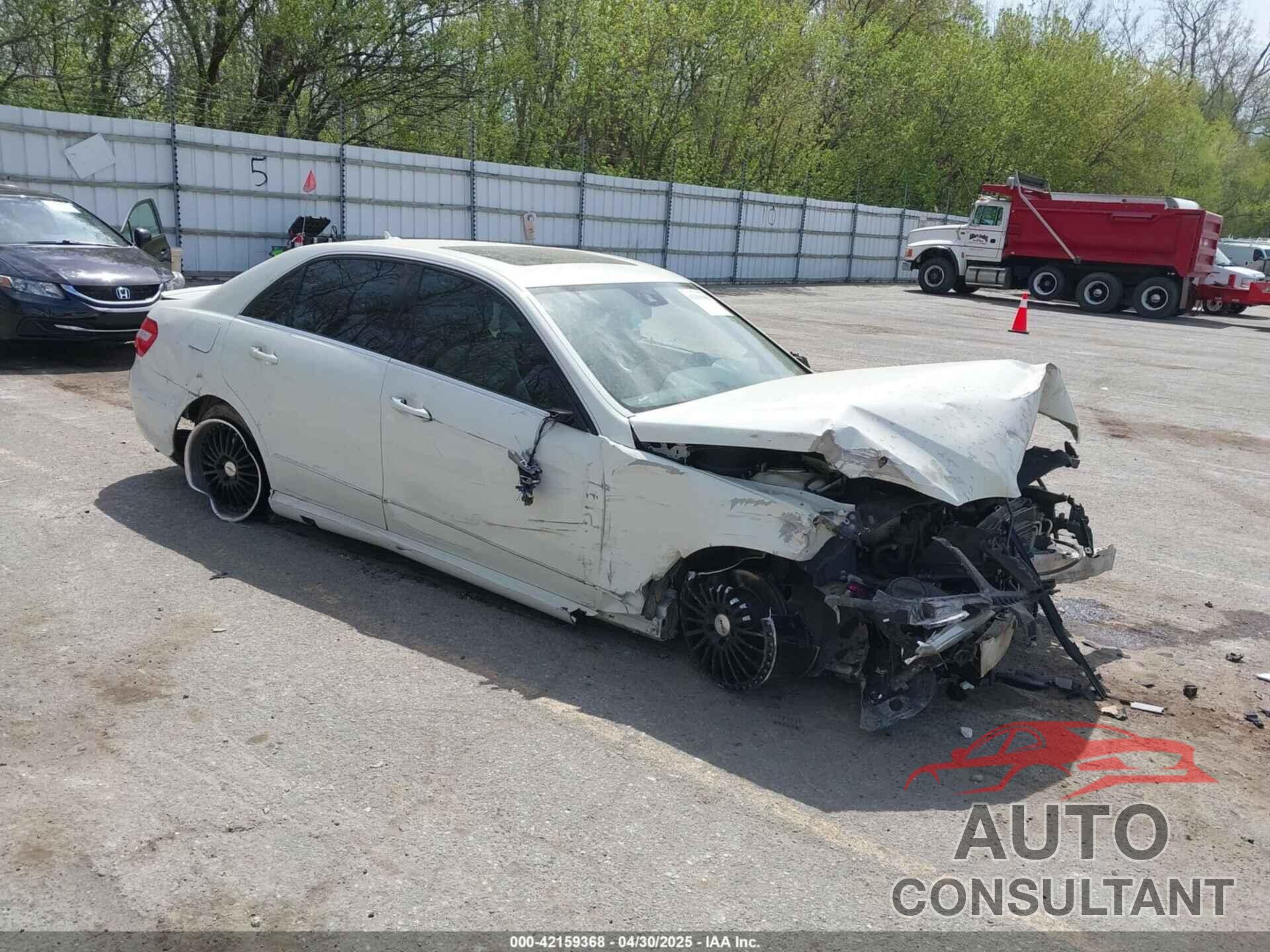 MERCEDES-BENZ E 550 2010 - WDDHF7CBXAA104956