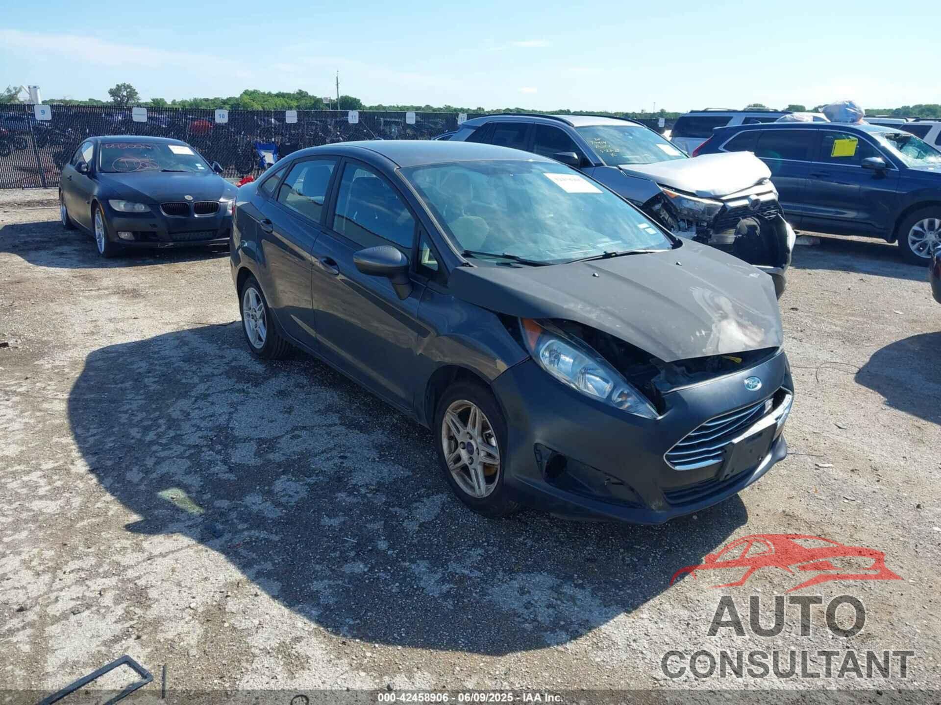 FORD FIESTA 2018 - 3FADP4BJ3JM111883