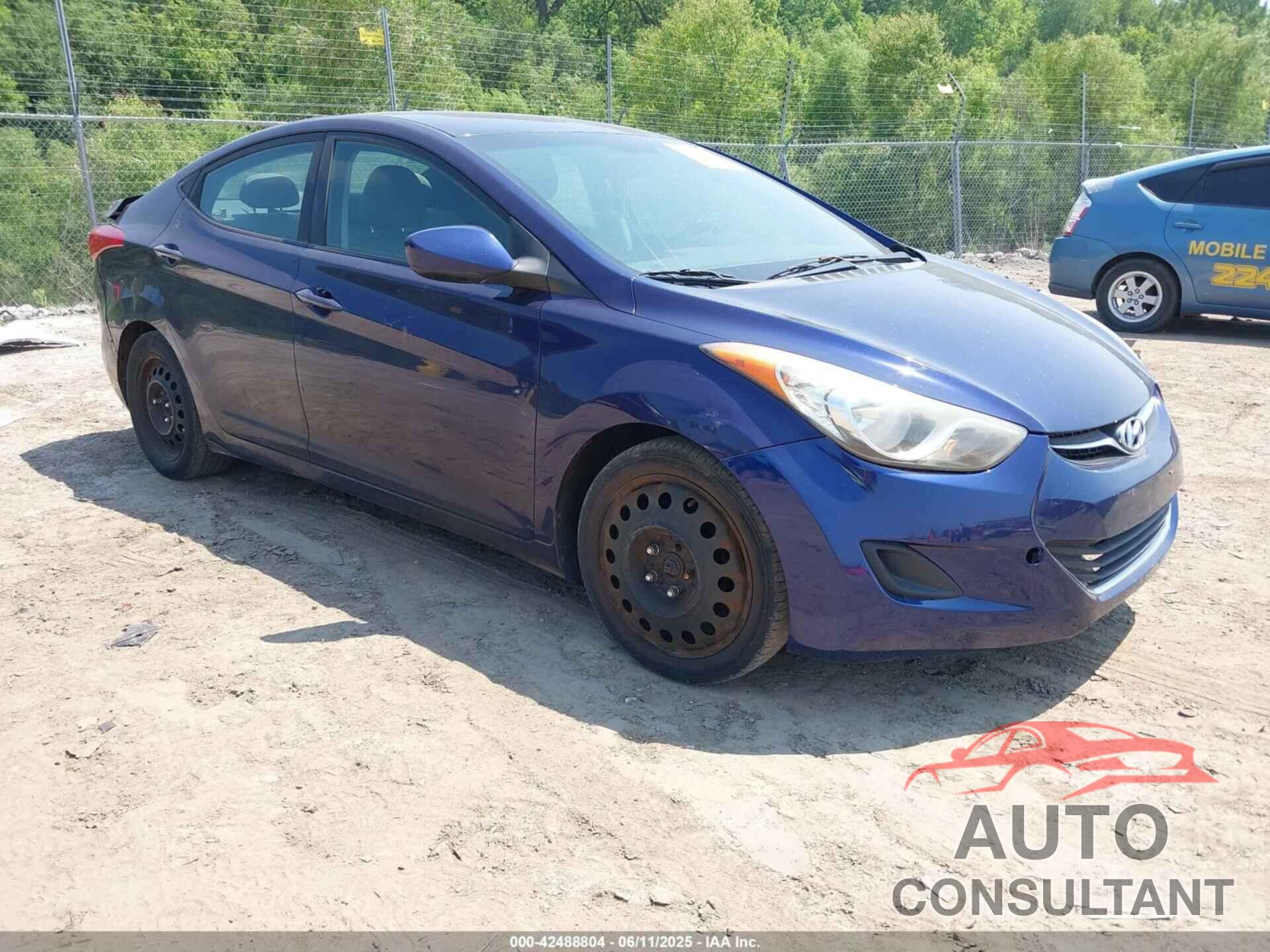 HYUNDAI ELANTRA 2011 - 5NPDH4AE7BH061038
