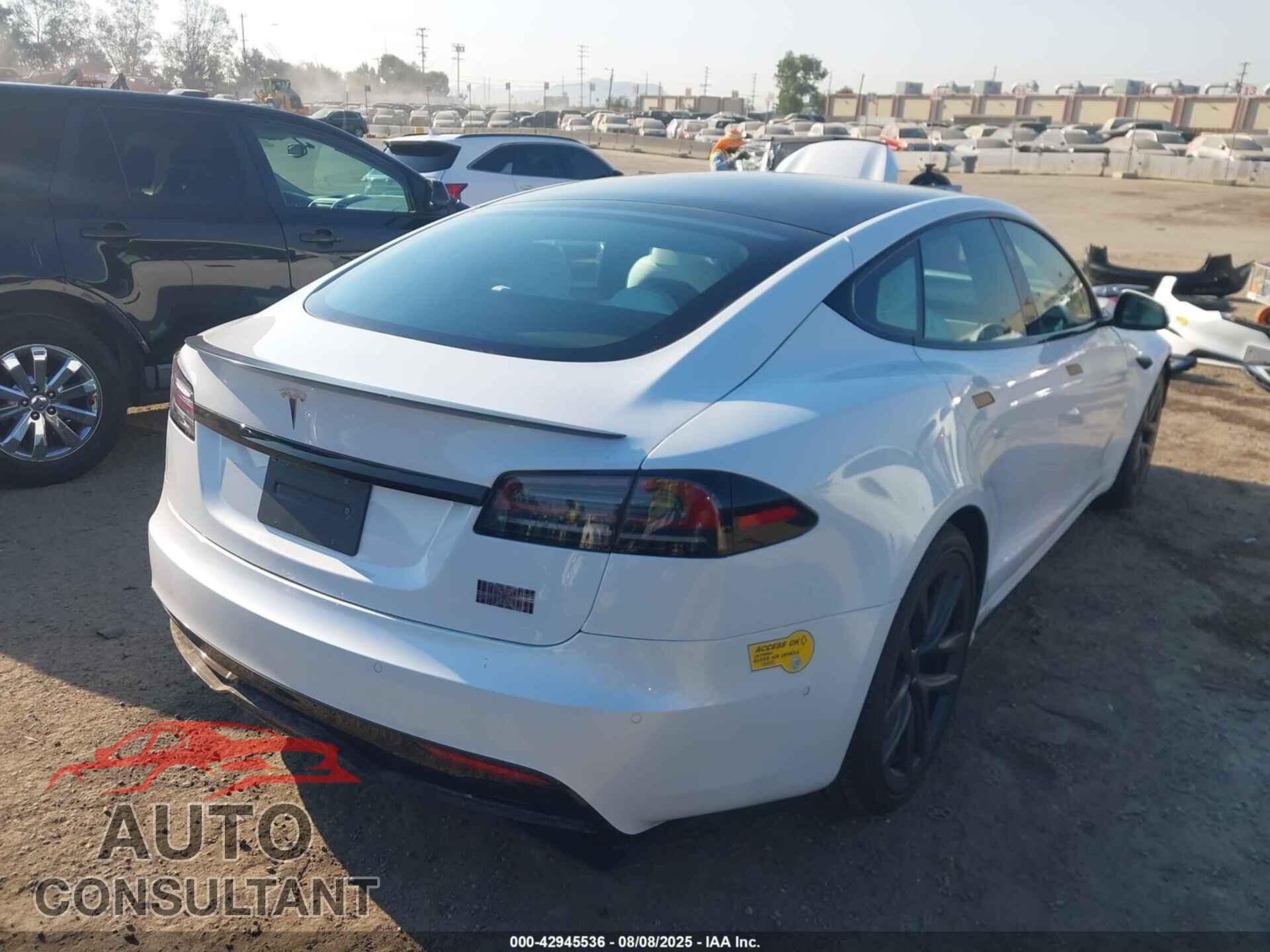 TESLA MODEL S 2022 - 5YJSA1E68NF479110