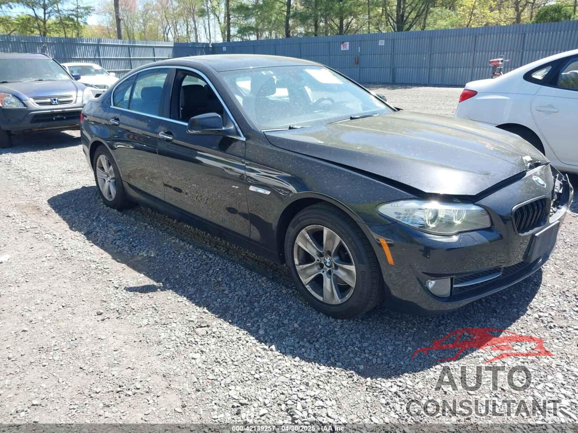 BMW 528I 2013 - WBAXH5C50DDW12545