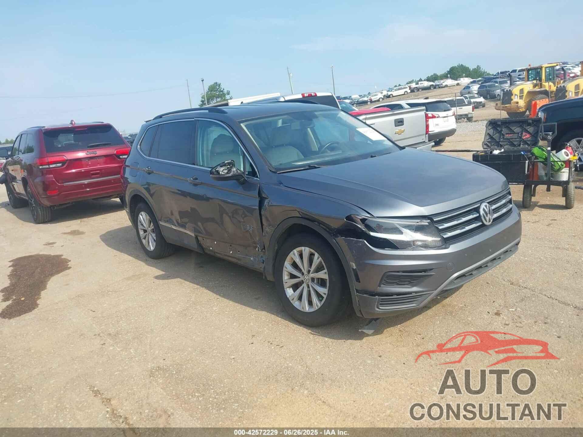 VOLKSWAGEN TIGUAN 2018 - 3VV3B7AX1JM045203