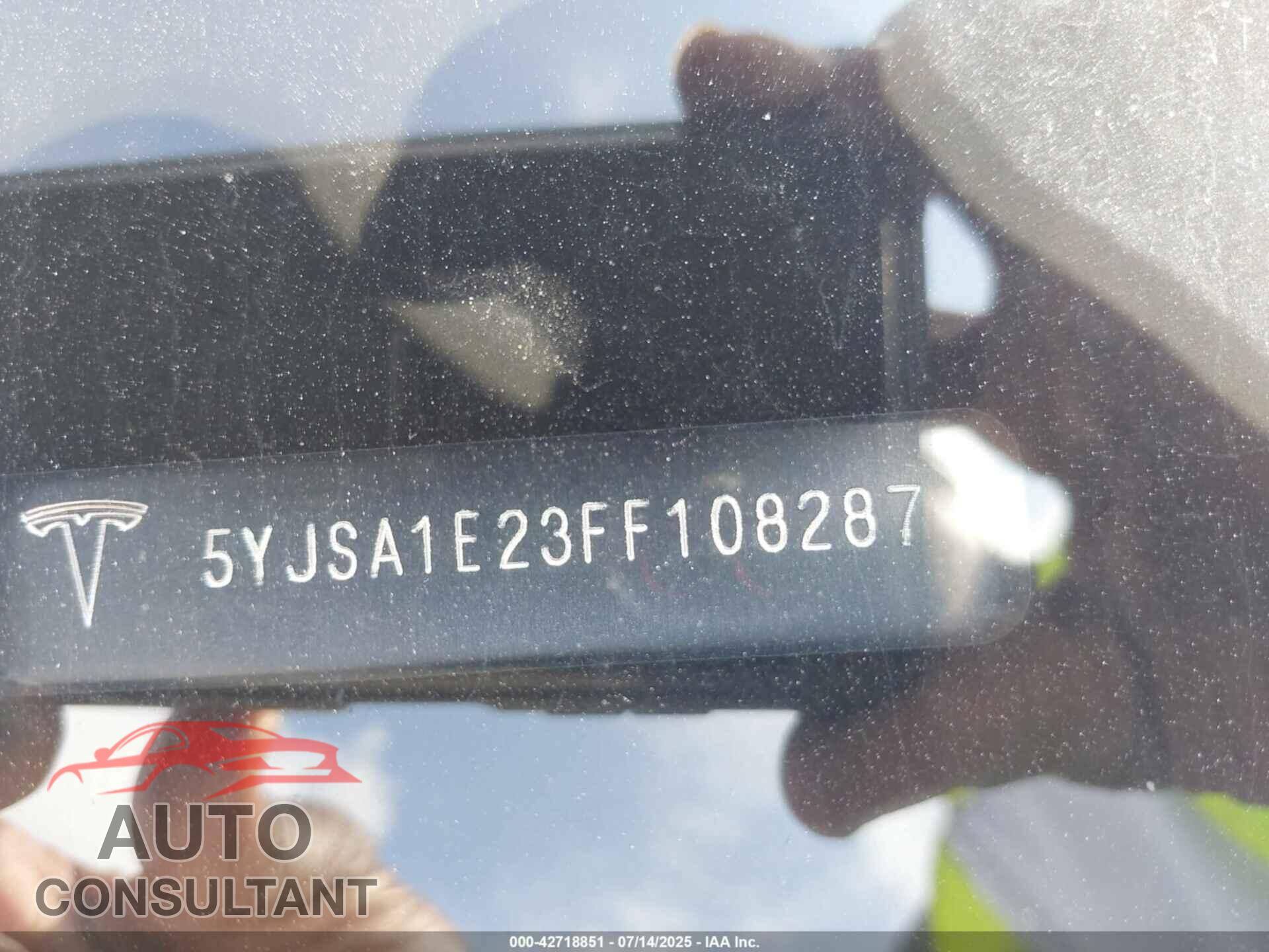 TESLA MODEL S 2015 - 5YJSA1E23FF108287