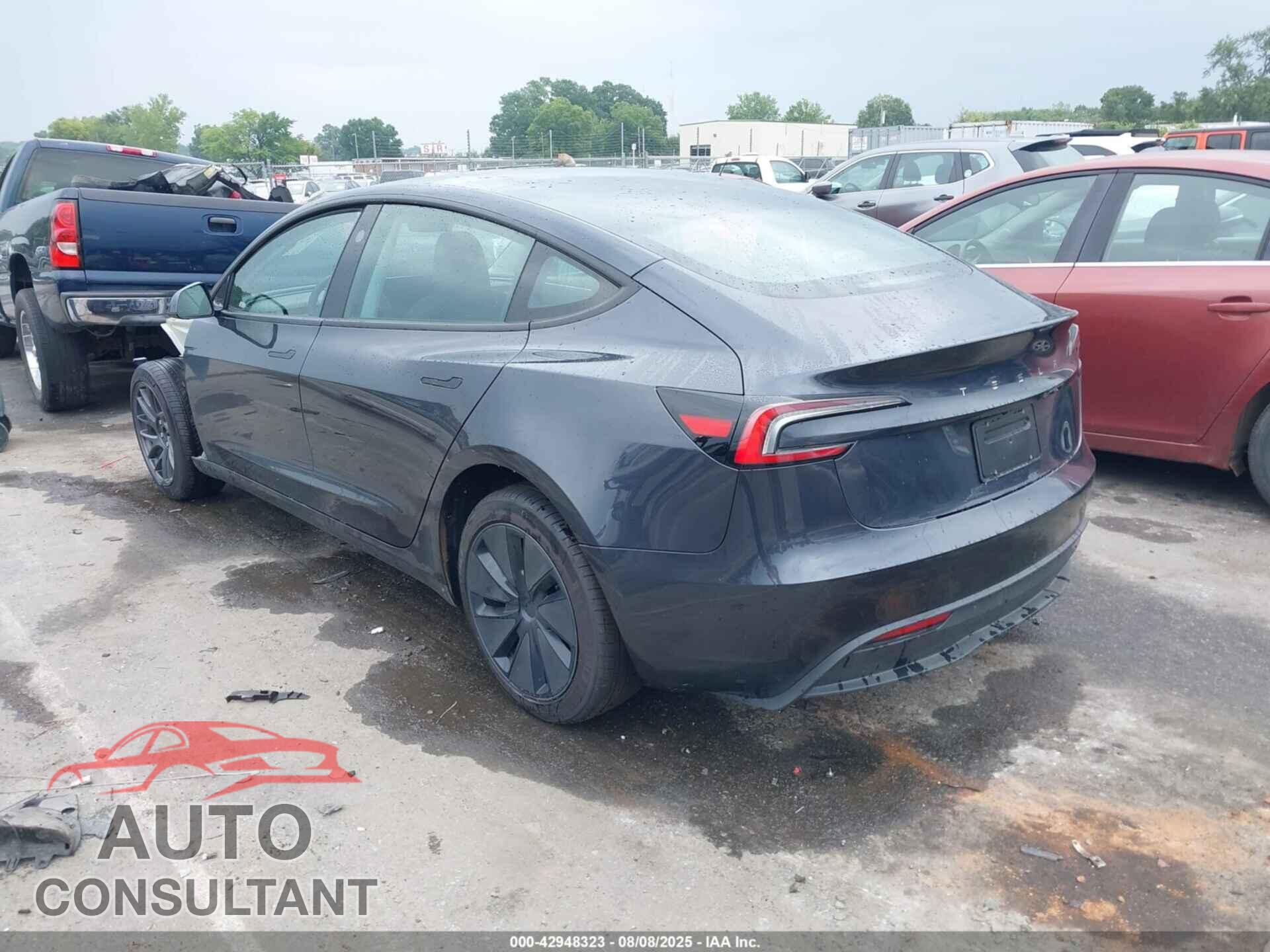 TESLA MODEL 3 2024 - 5YJ3E1EA3RF862049