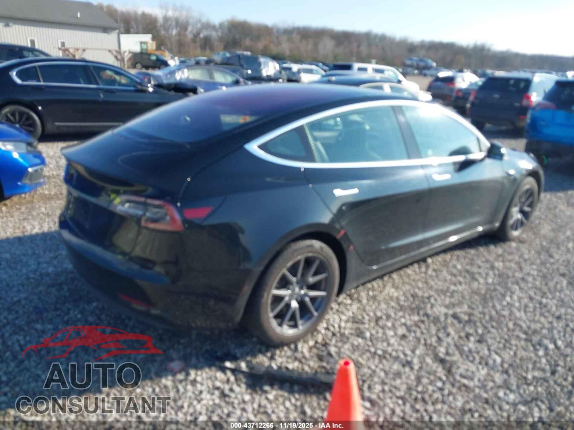 TESLA MODEL 3 2018 - 5YJ3E1EA2JF004981
