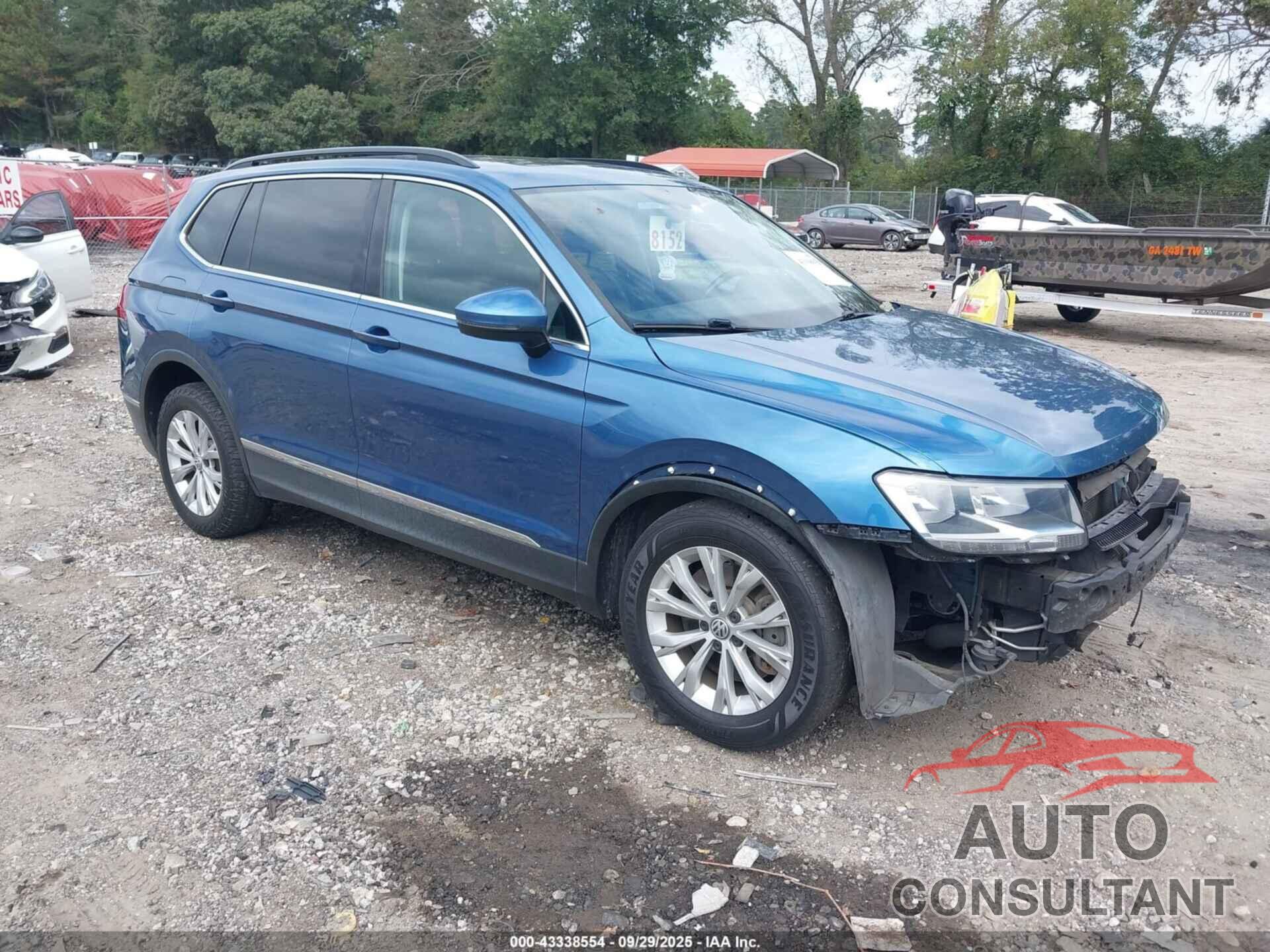 VOLKSWAGEN TIGUAN 2018 - 3VV3B7AX0JM187672