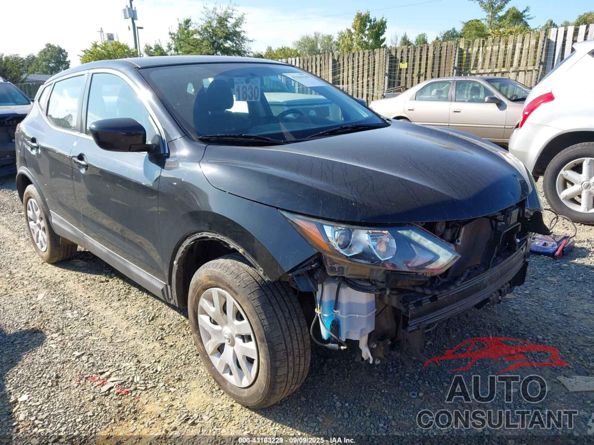 NISSAN ROGUE SPORT 2018 - JN1BJ1CR1JW255683