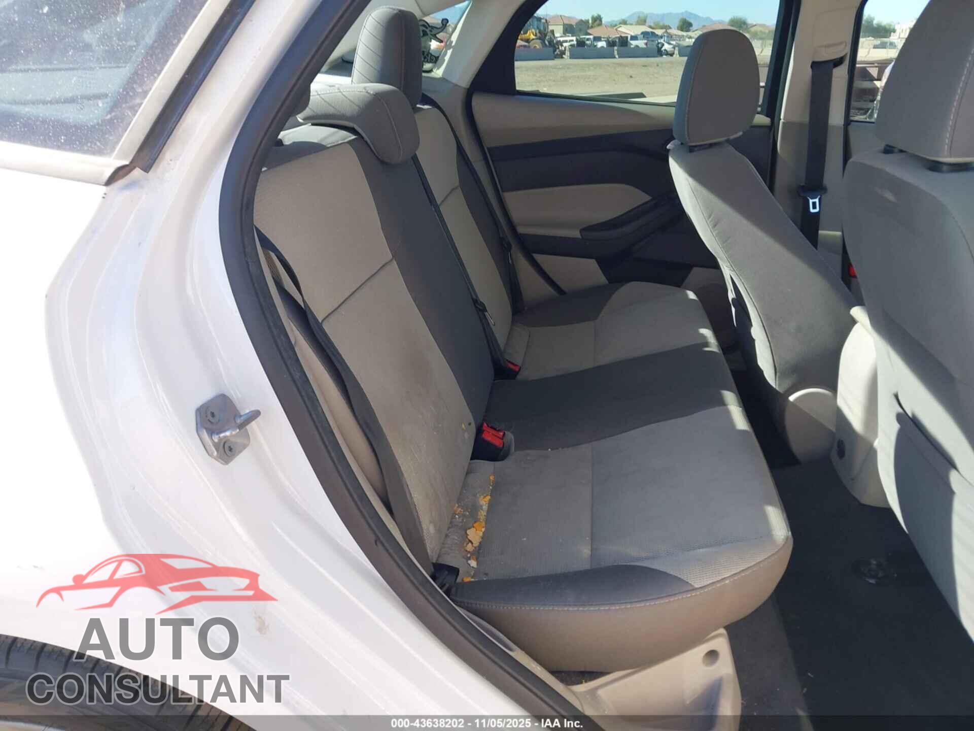 FORD FOCUS 2013 - 1FADP3F2XDL374357