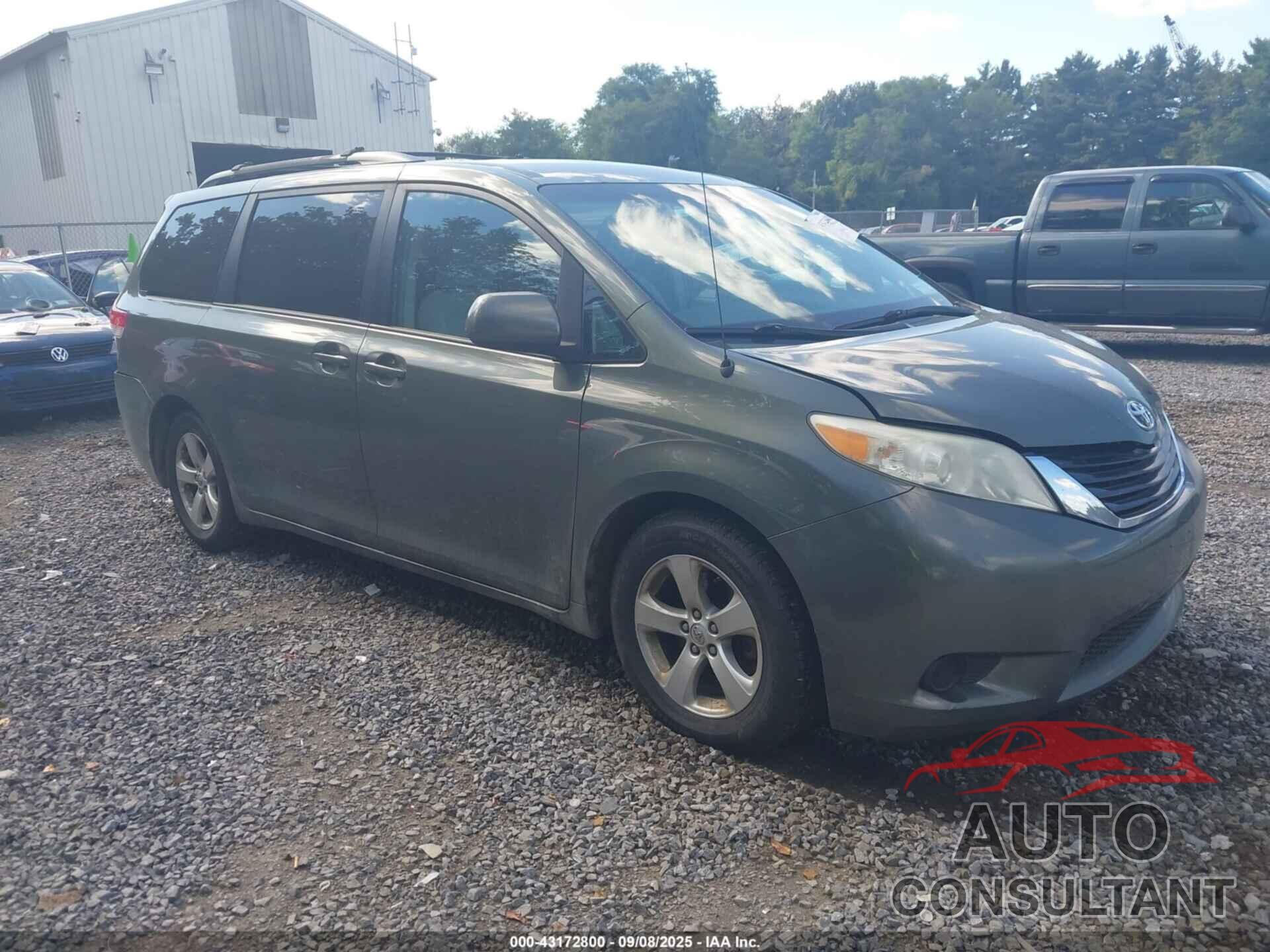 TOYOTA SIENNA 2014 - 5TDKK3DC0ES414876