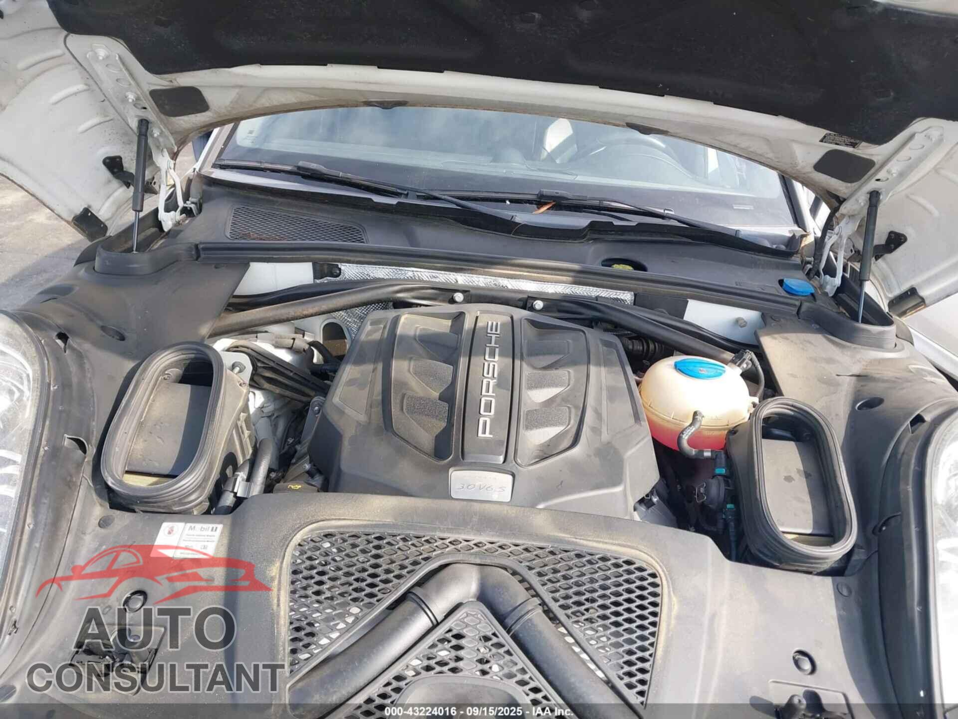 PORSCHE MACAN 2016 - WP1AB2A53GLB42628
