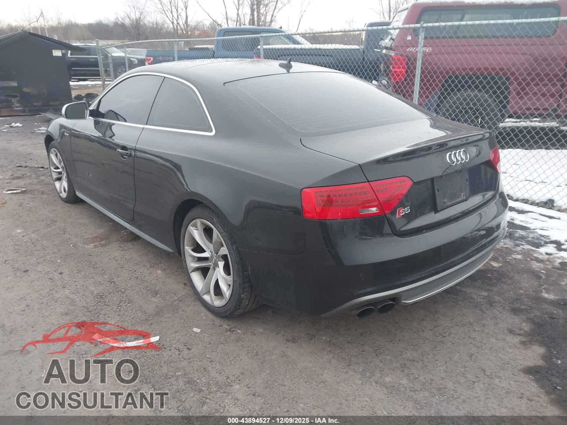 AUDI S5 2014 - WAUCGAFR3EA015711