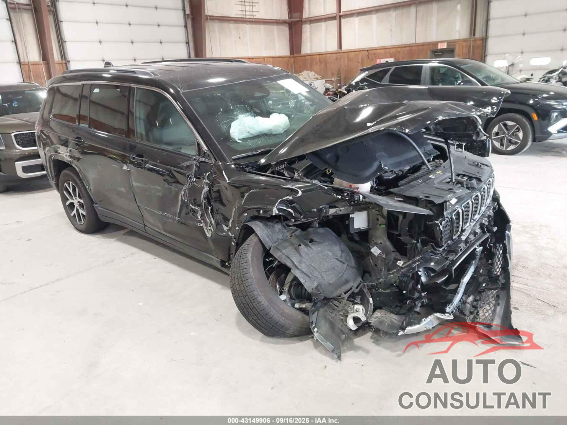 JEEP GRAND CHEROKEE L 2024 - 1C4RJKBG0R8609582