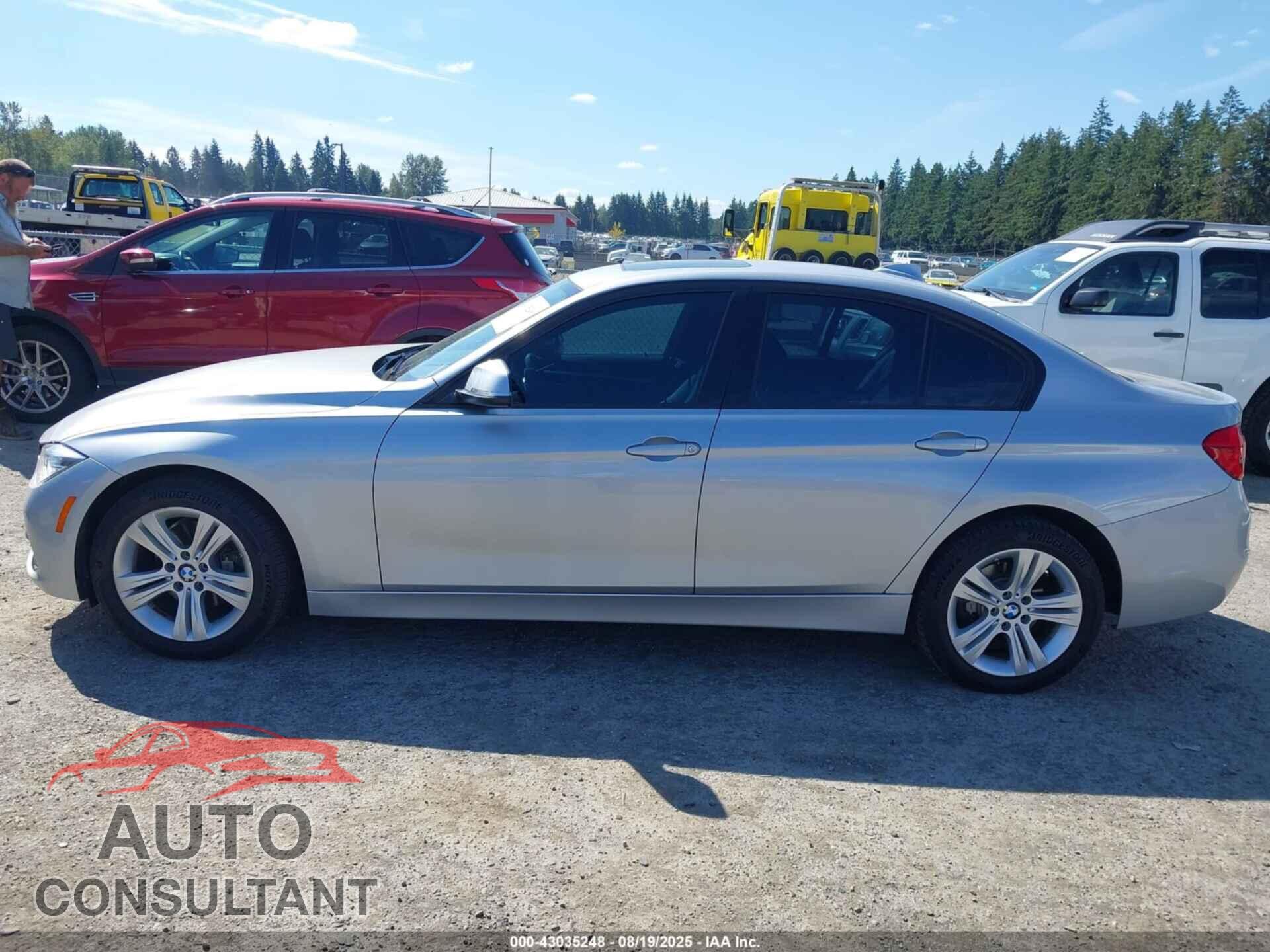 BMW 328I 2016 - WBA8E3G53GNU04833