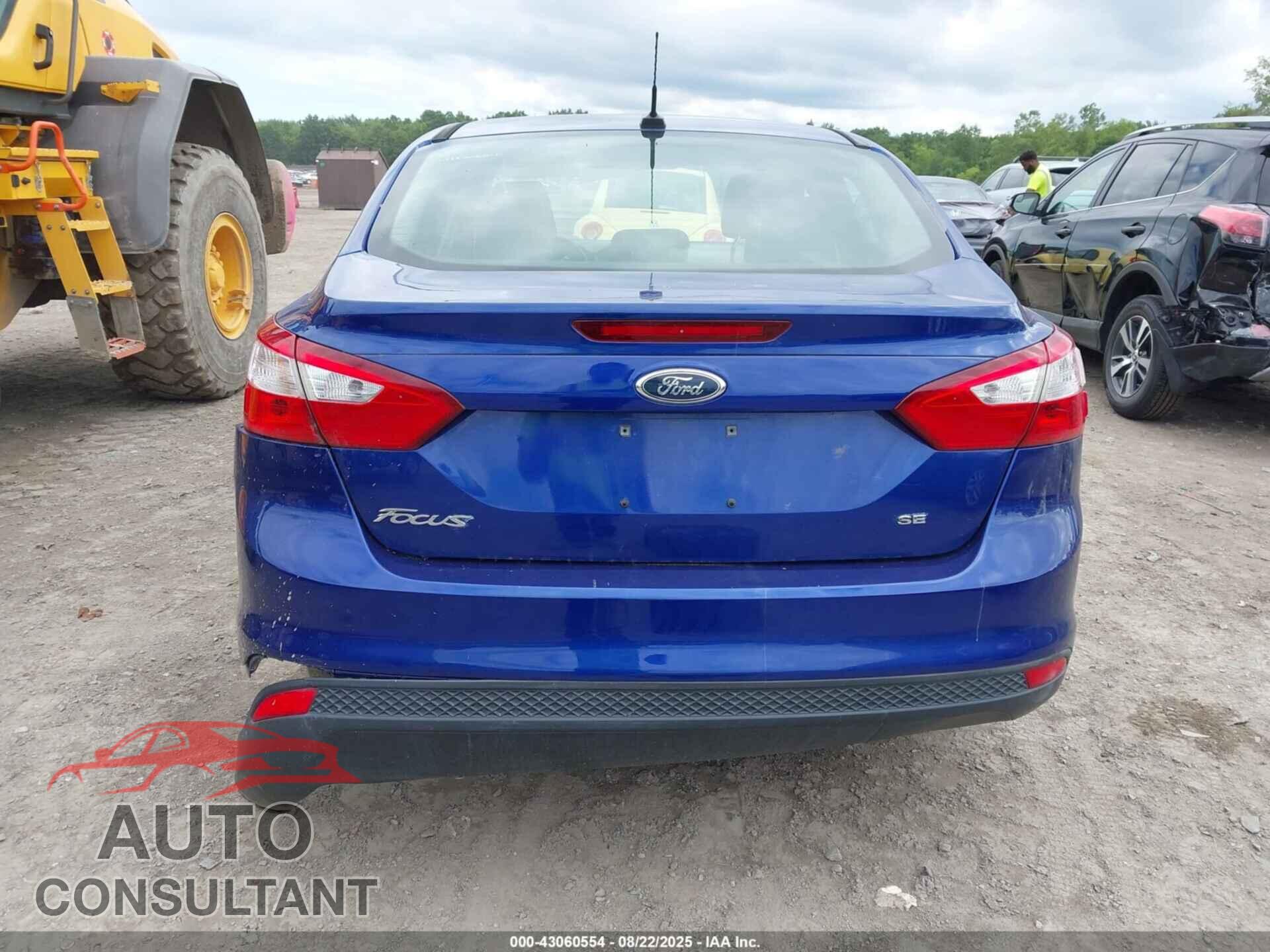 FORD FOCUS 2012 - 1FAHP3F25CL213558