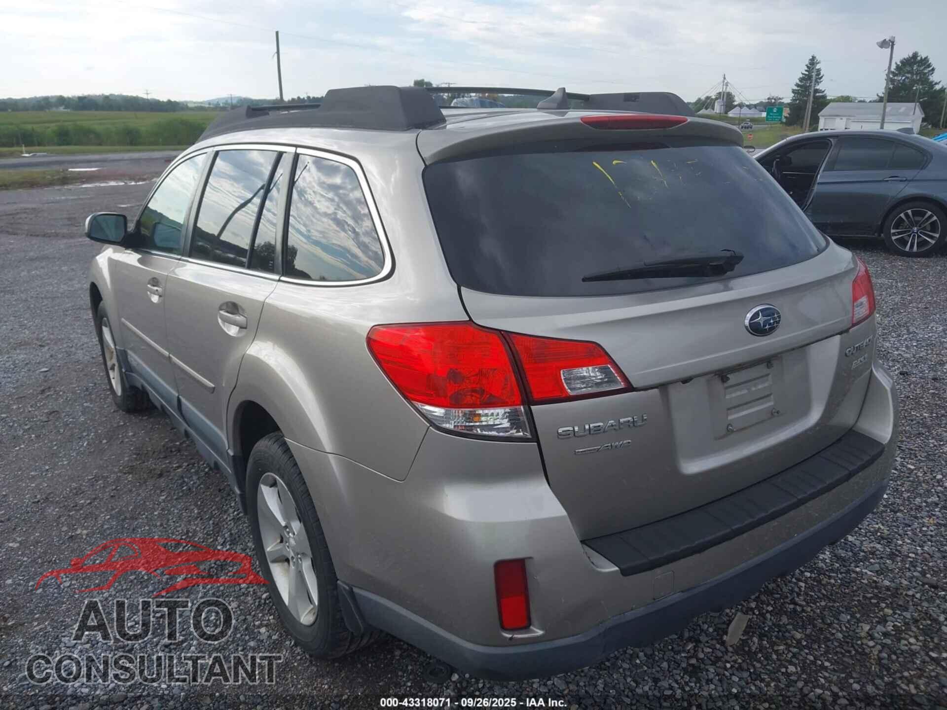 SUBARU OUTBACK 2014 - 4S4BRBLC4E3318513