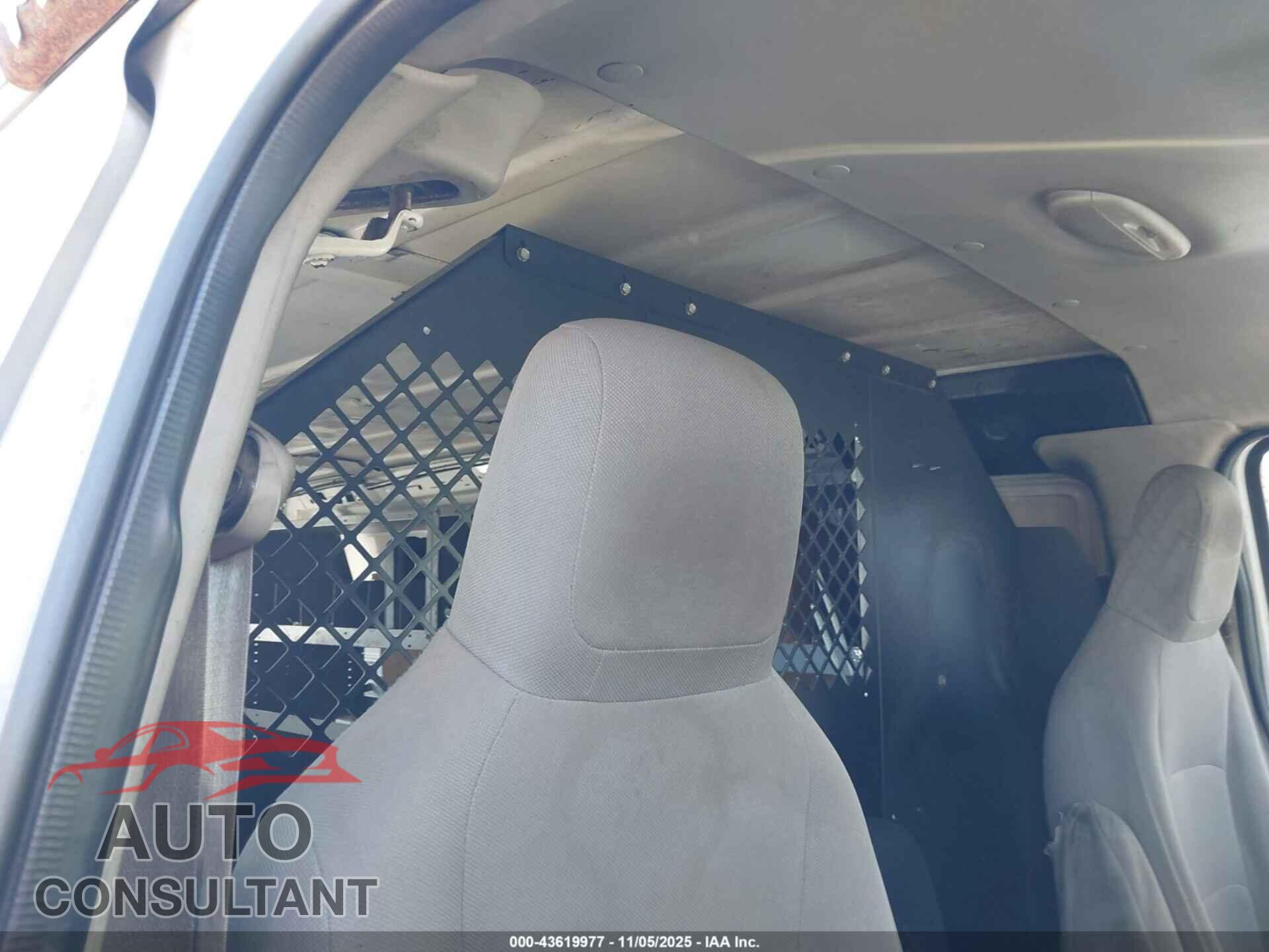 FORD E-150 2011 - 1FTNE1EW0BDB11573