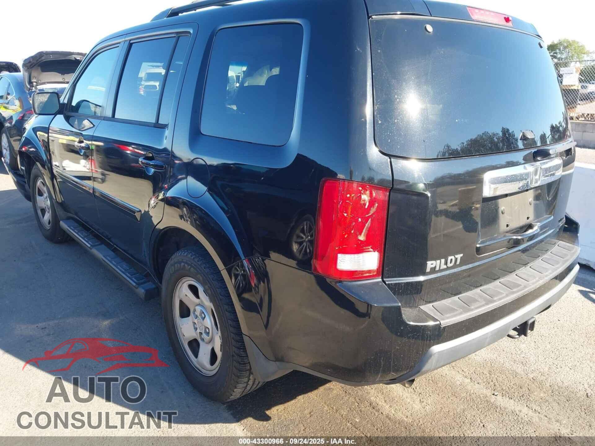 HONDA PILOT 2011 - 5FNYF3H29BB007767