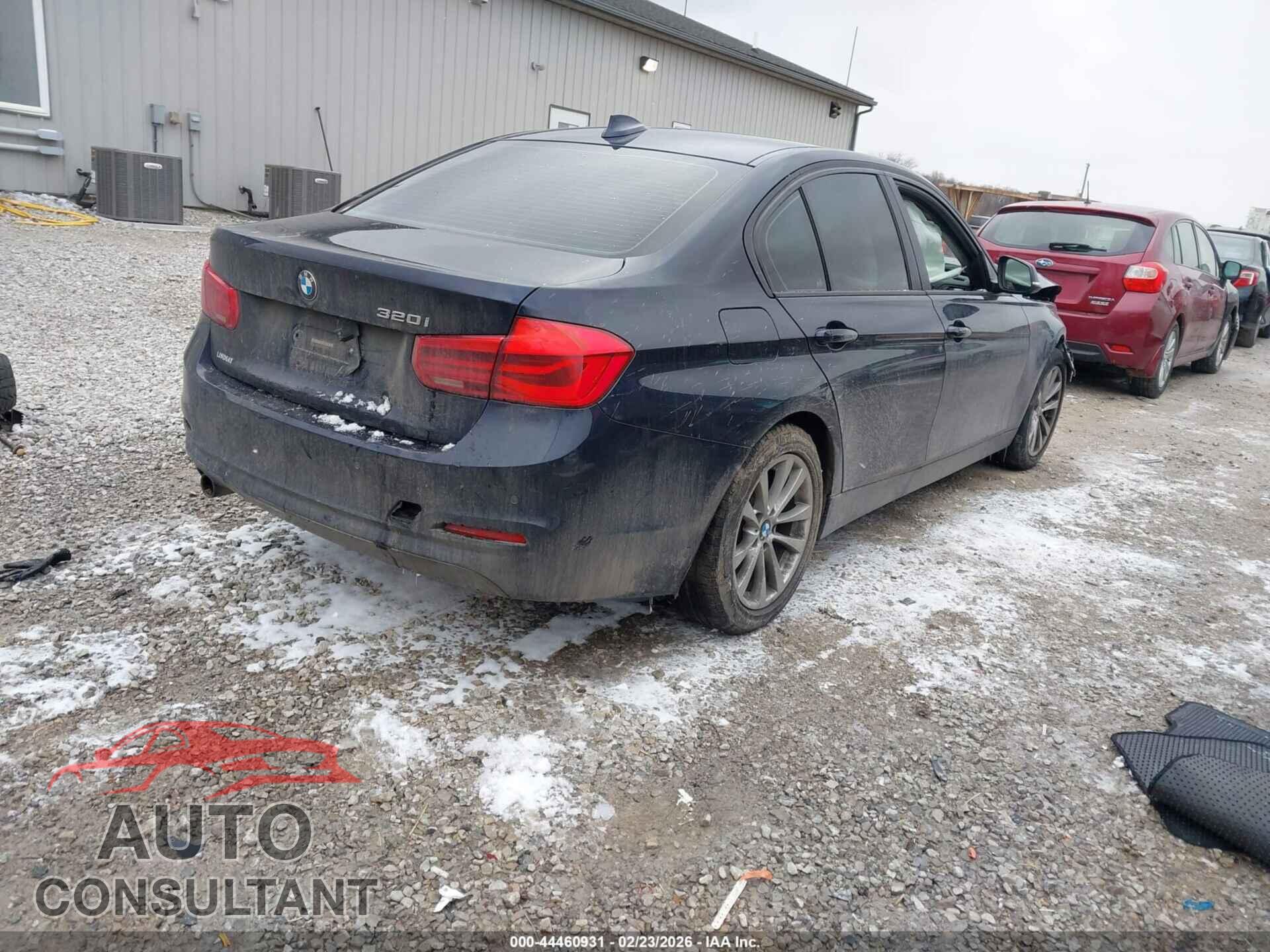 BMW 320I 2016 - WBA8E1G53GNU12287