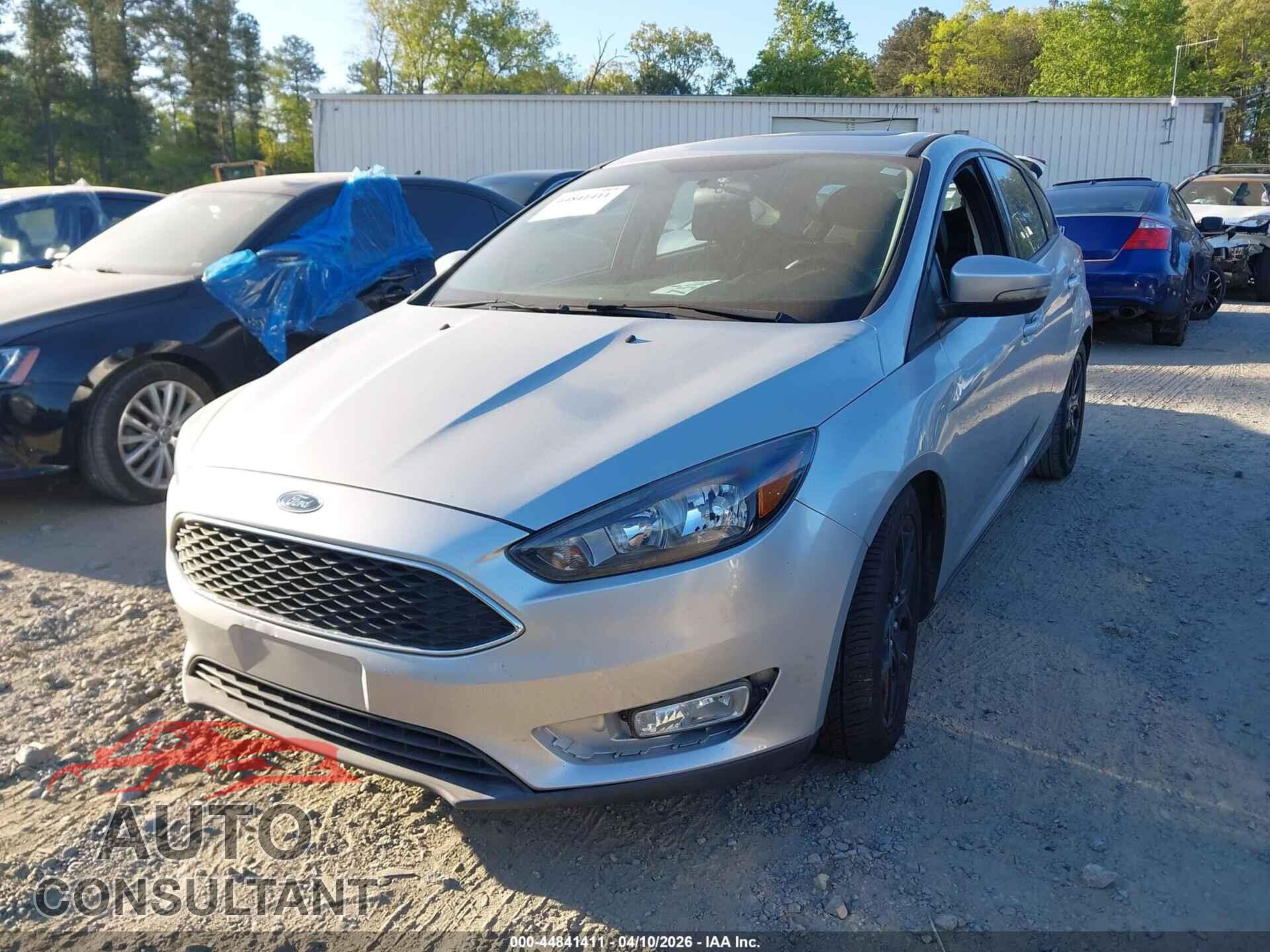 FORD FOCUS 2016 - 1FADP3K29GL299533