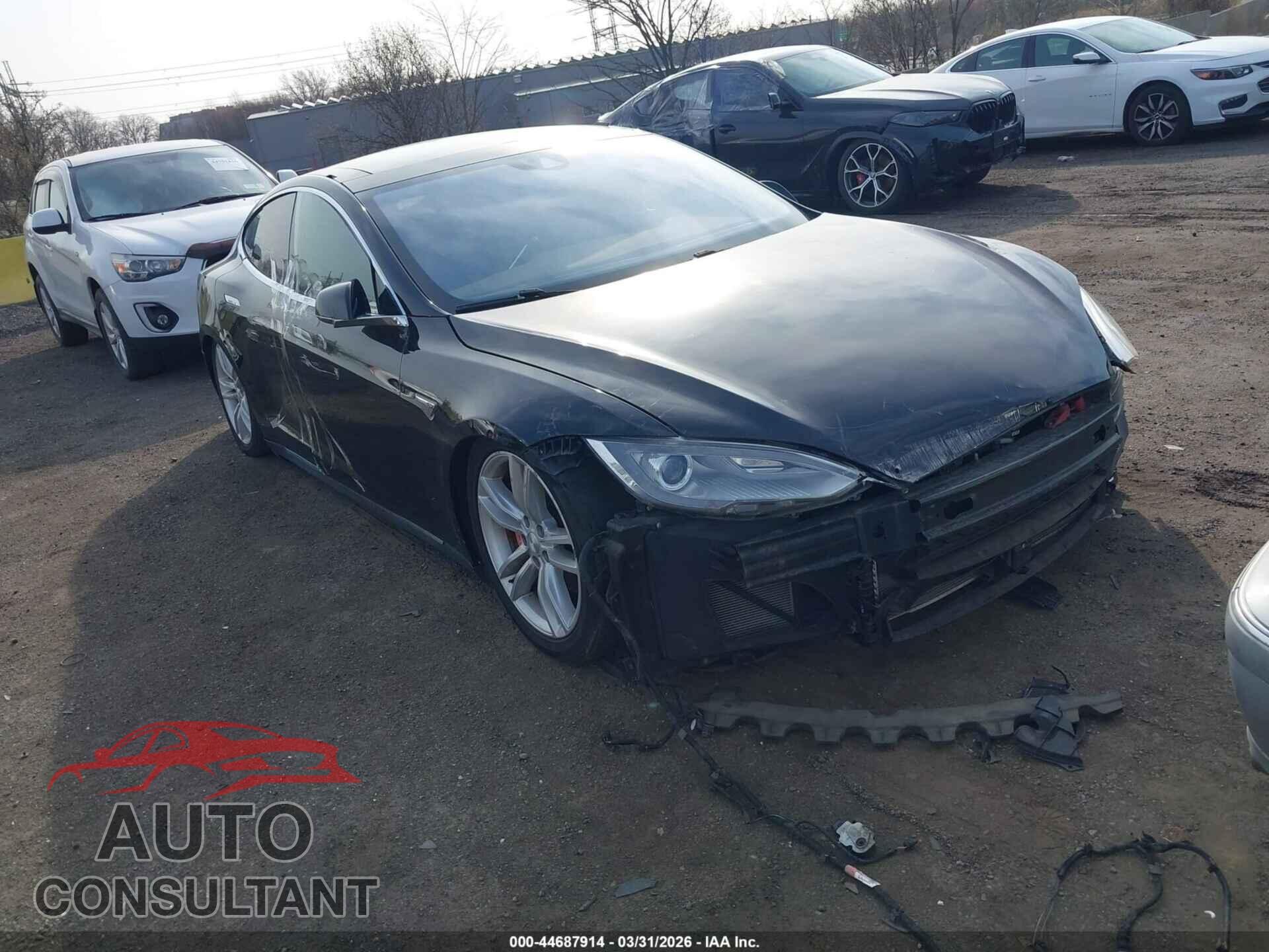 TESLA MODEL S 2014 - 5YJSA1H23EFP64497