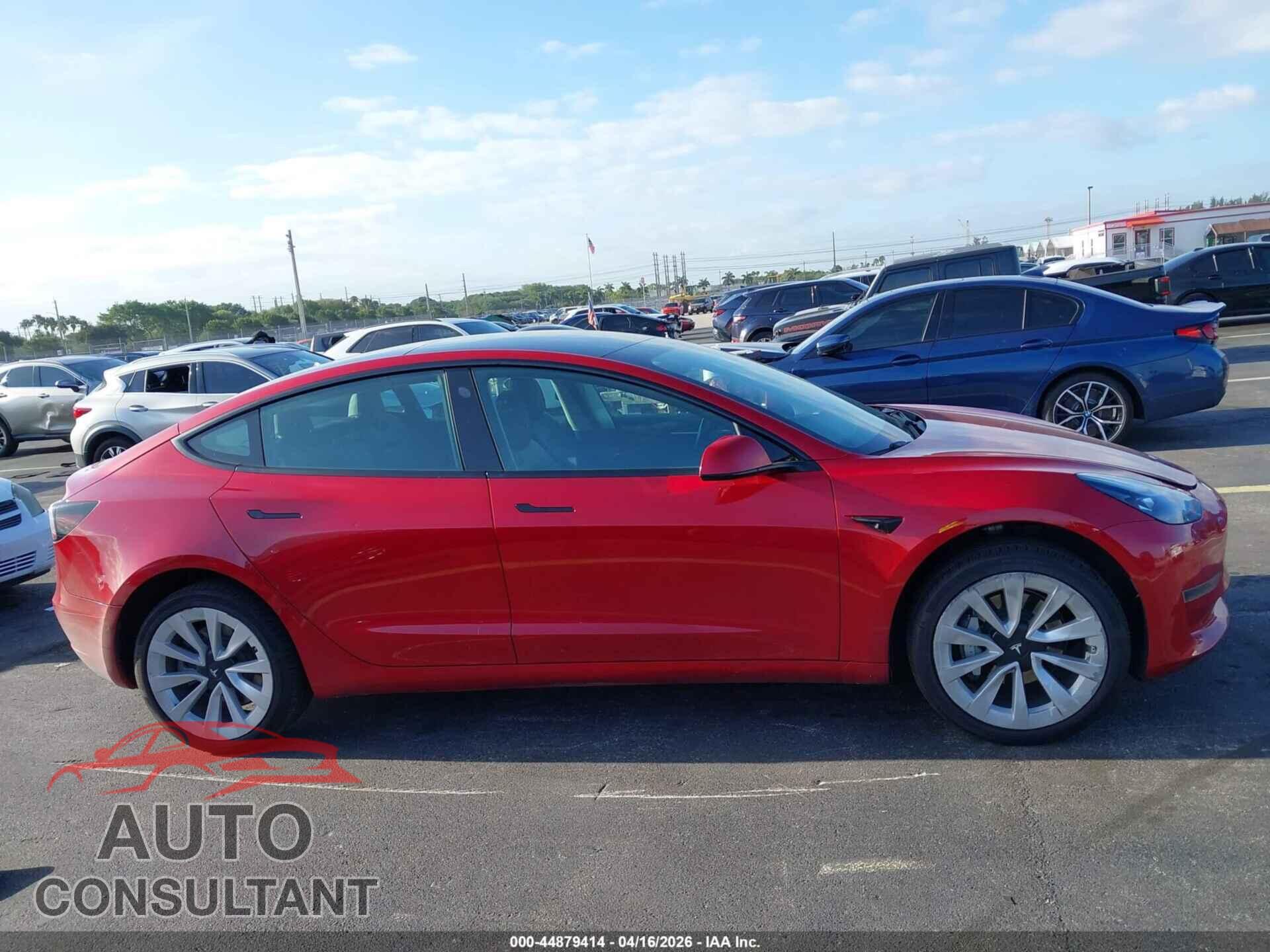 TESLA MODEL 3 2022 - 5YJ3E1EBXNF273308