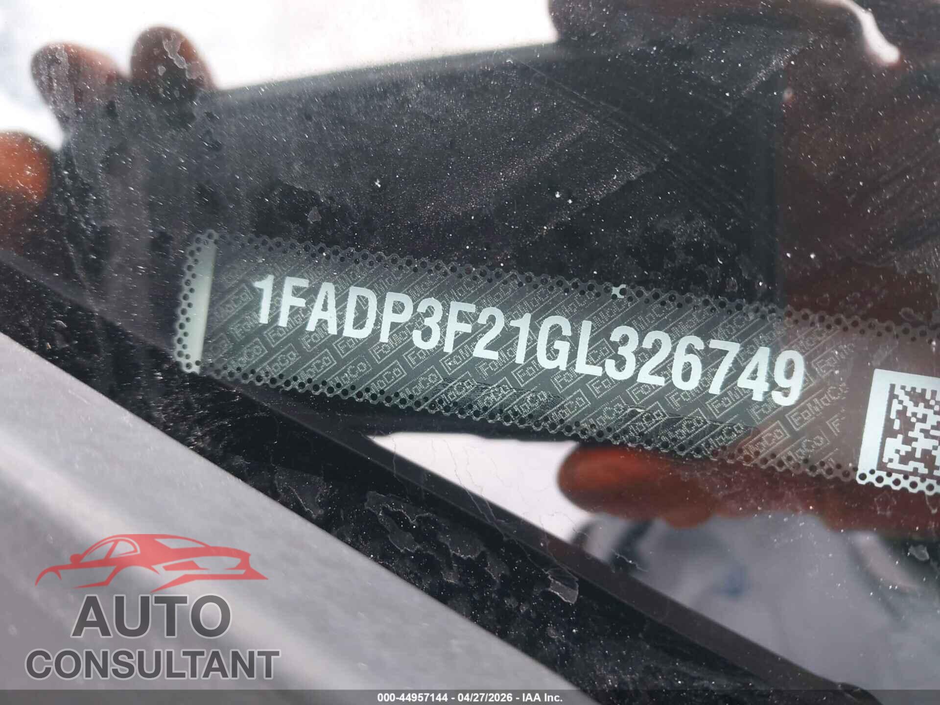 FORD FOCUS 2016 - 1FADP3F21GL326749
