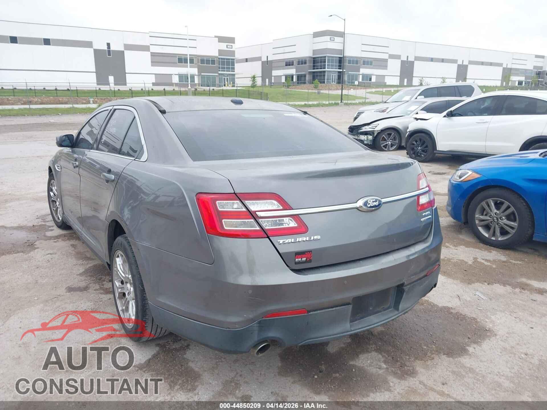 FORD TAURUS 2014 - 1FAHP2E89EG174484