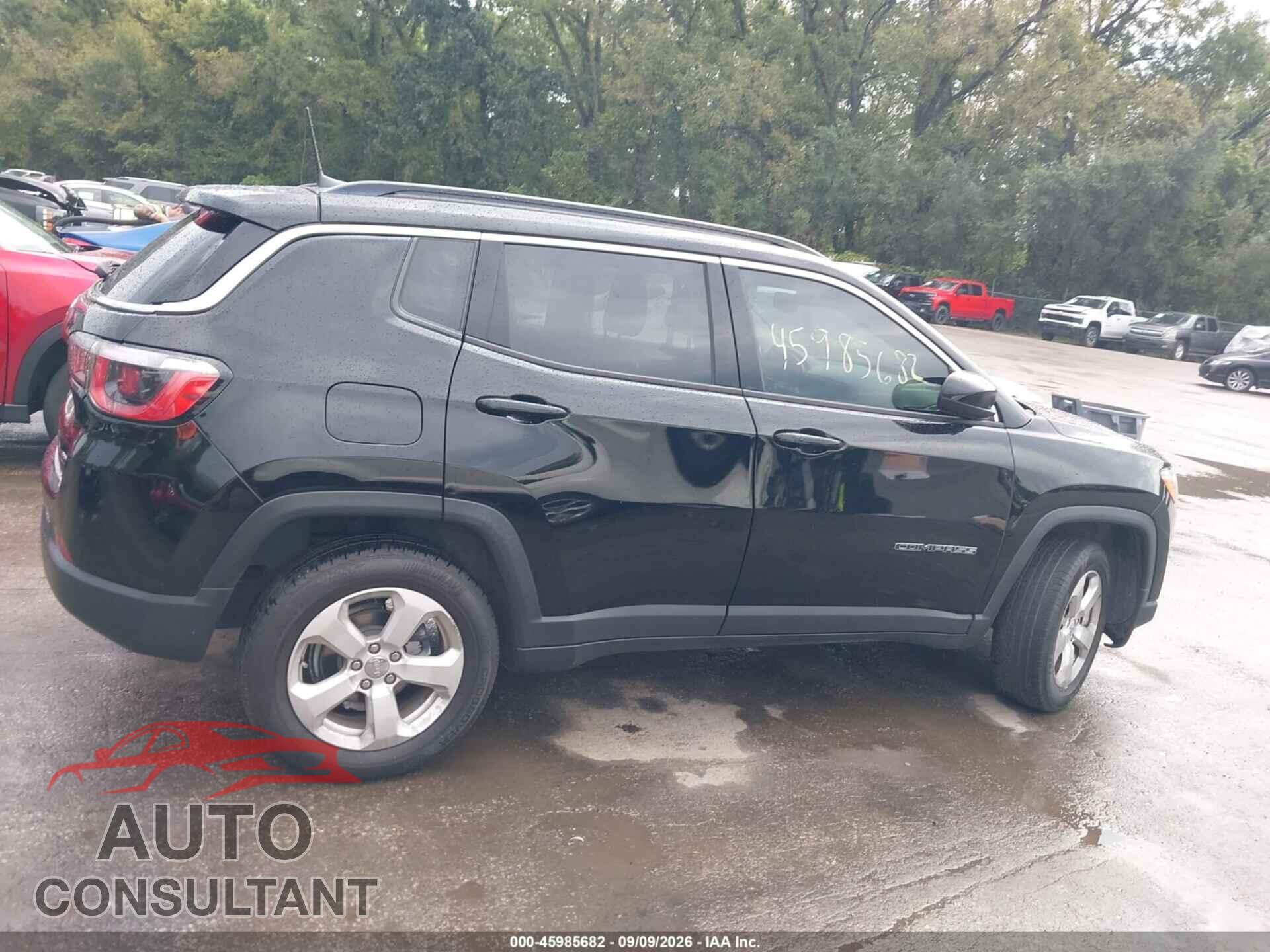 JEEP COMPASS 2018 - 3C4NJDBB6JT256656