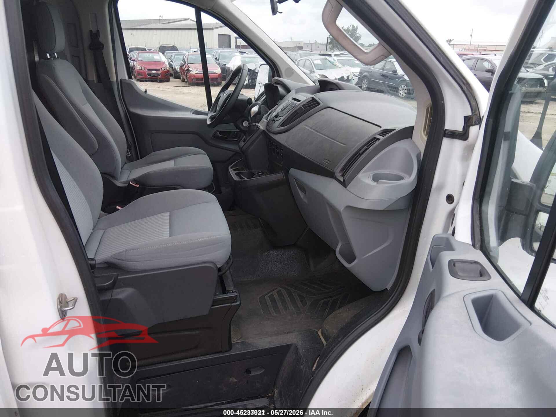 FORD TRANSIT-150 2015 - 1FTNE1YM5FKB30132