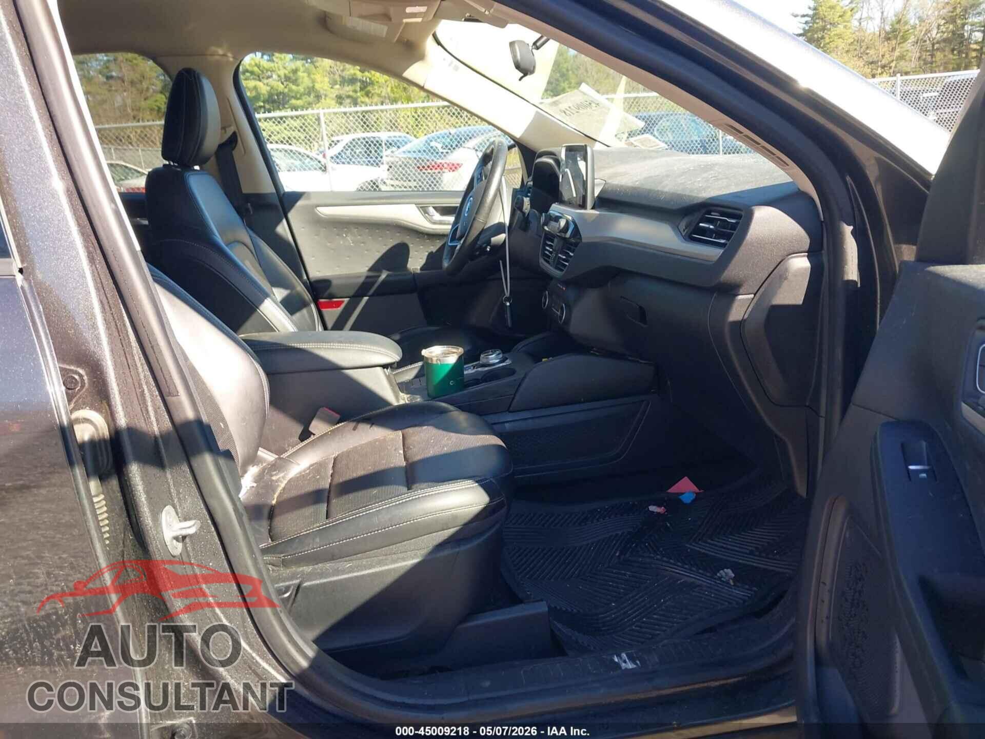 FORD ESCAPE 2020 - 1FMCU9H93LUA20082