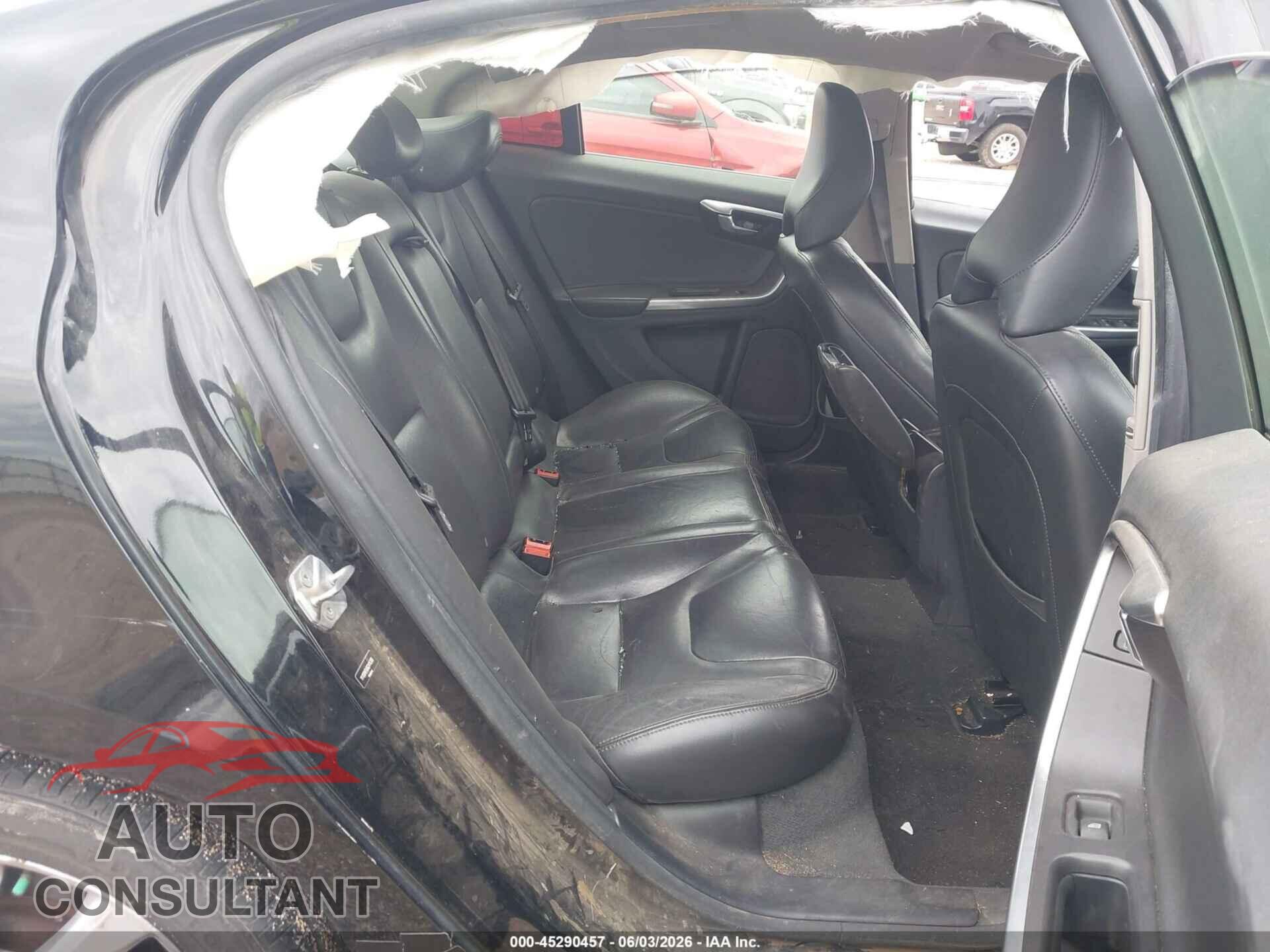 VOLVO S60 2016 - YV126MFK6G2414366