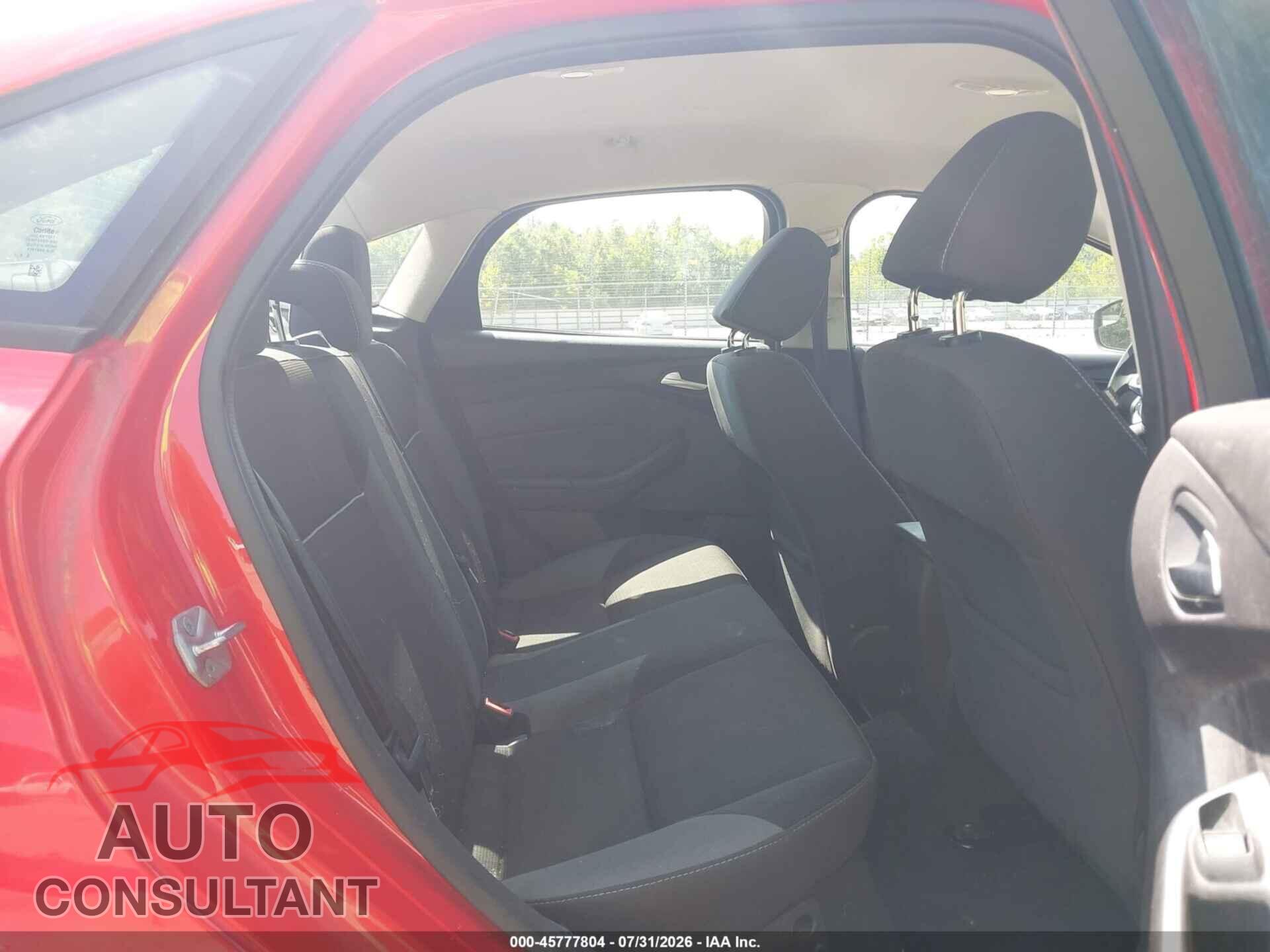 FORD FOCUS 2014 - 1FADP3F23EL163437