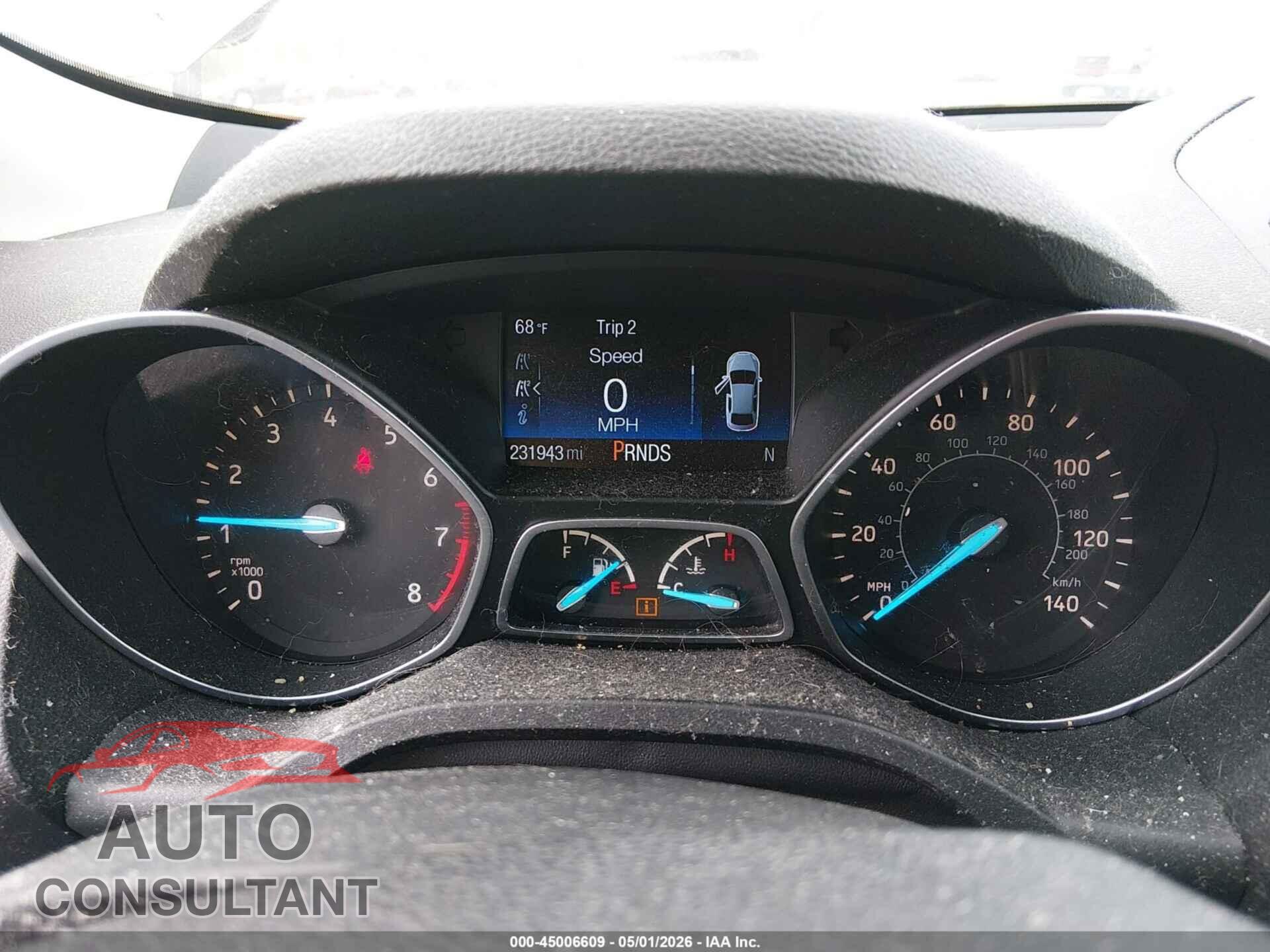 FORD ESCAPE 2017 - 1FMCU0F7XHUC01183
