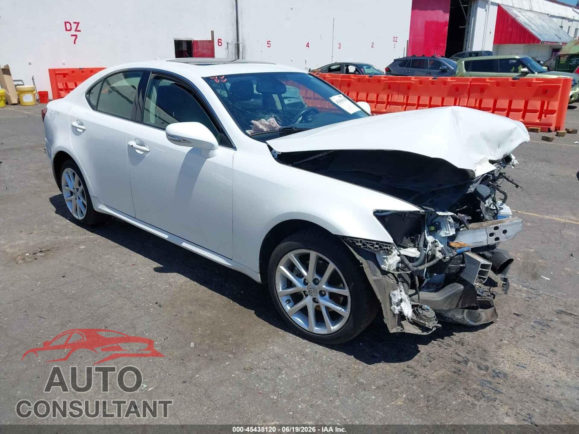 LEXUS IS 250 2013 - JTHCF5C20D5063886