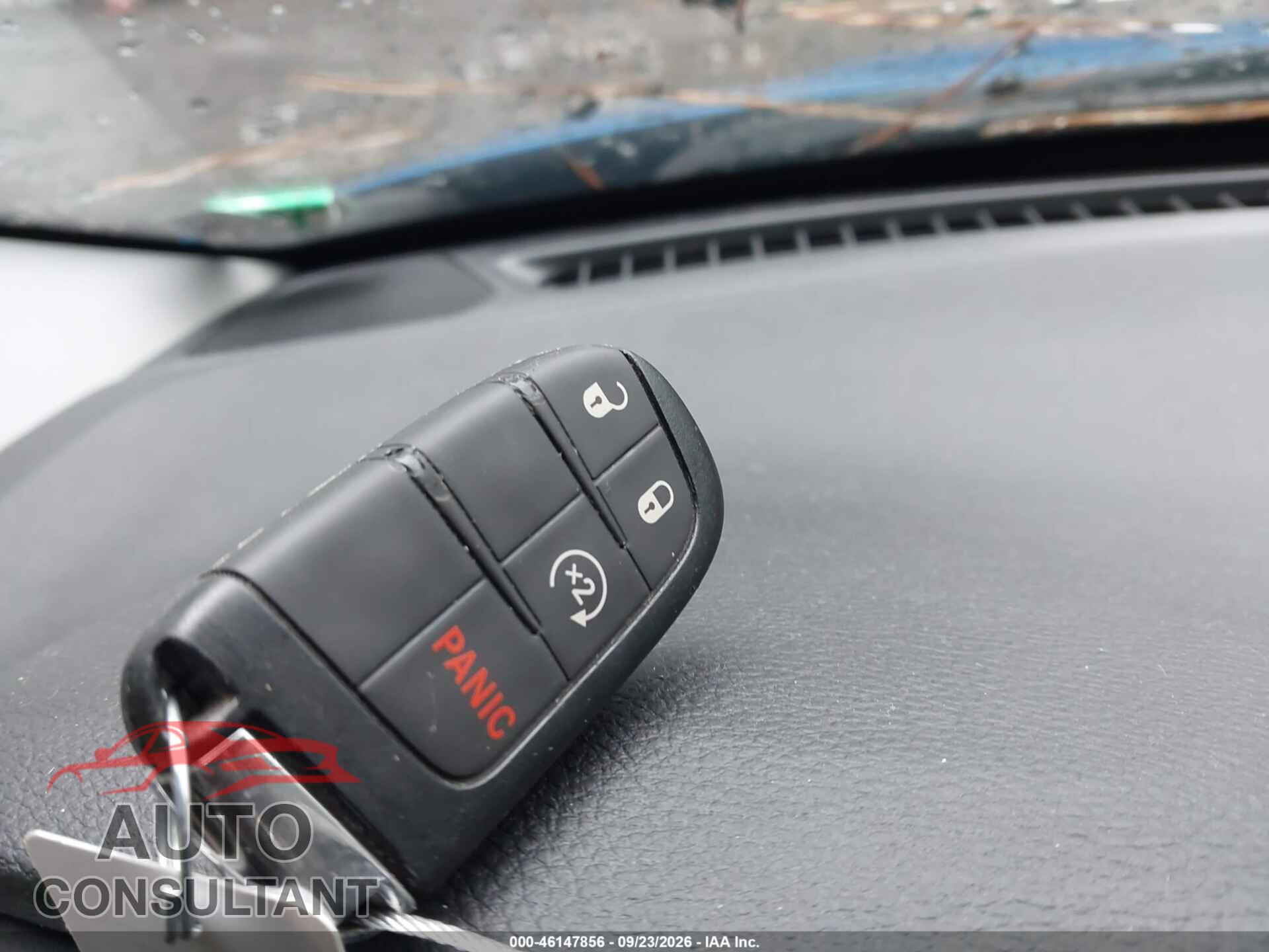 JEEP COMPASS 2020 - 3C4NJDBB3LT196905